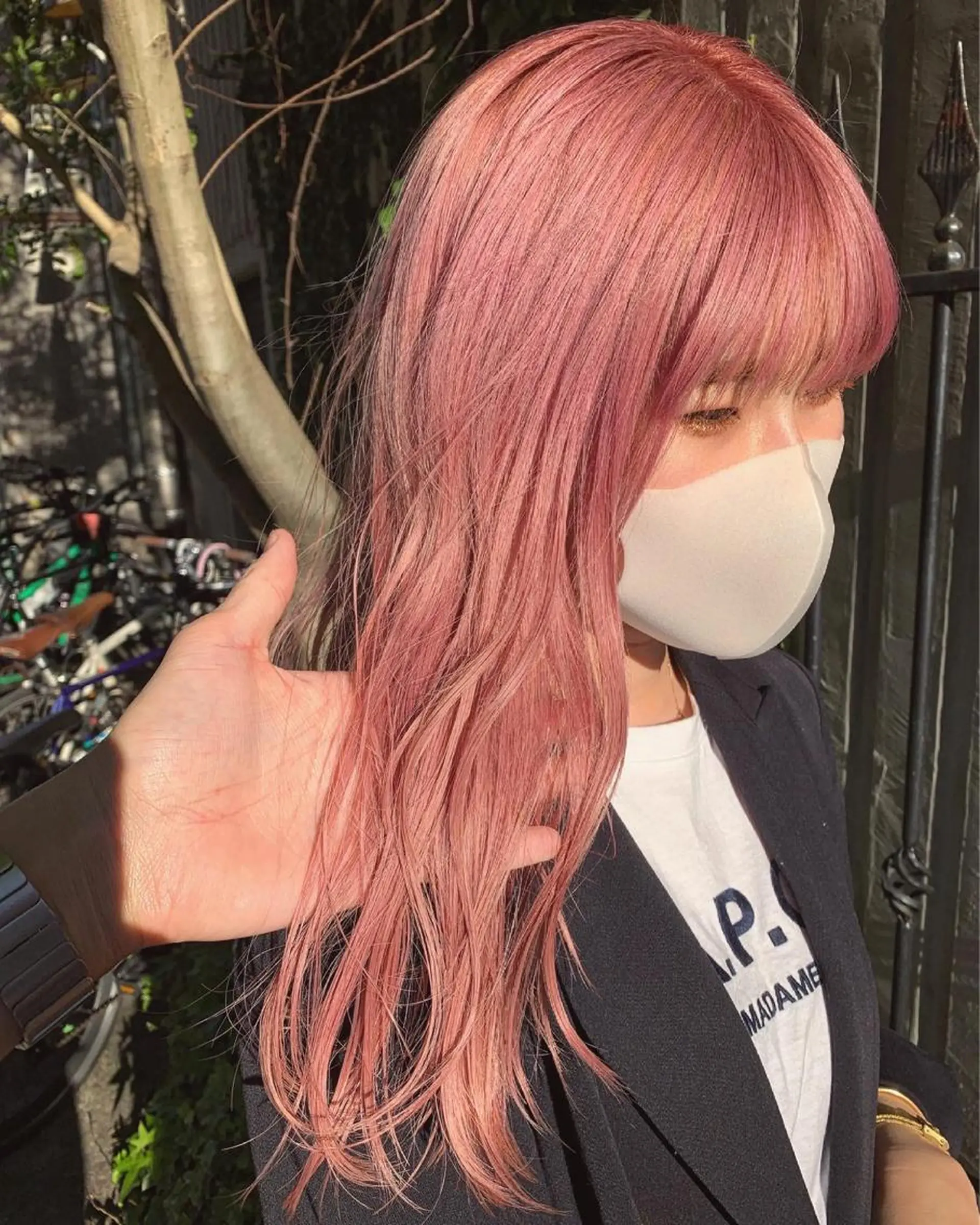 カラー ピンクカラー ハッシュカット カシマハヤトのヘアスタイル