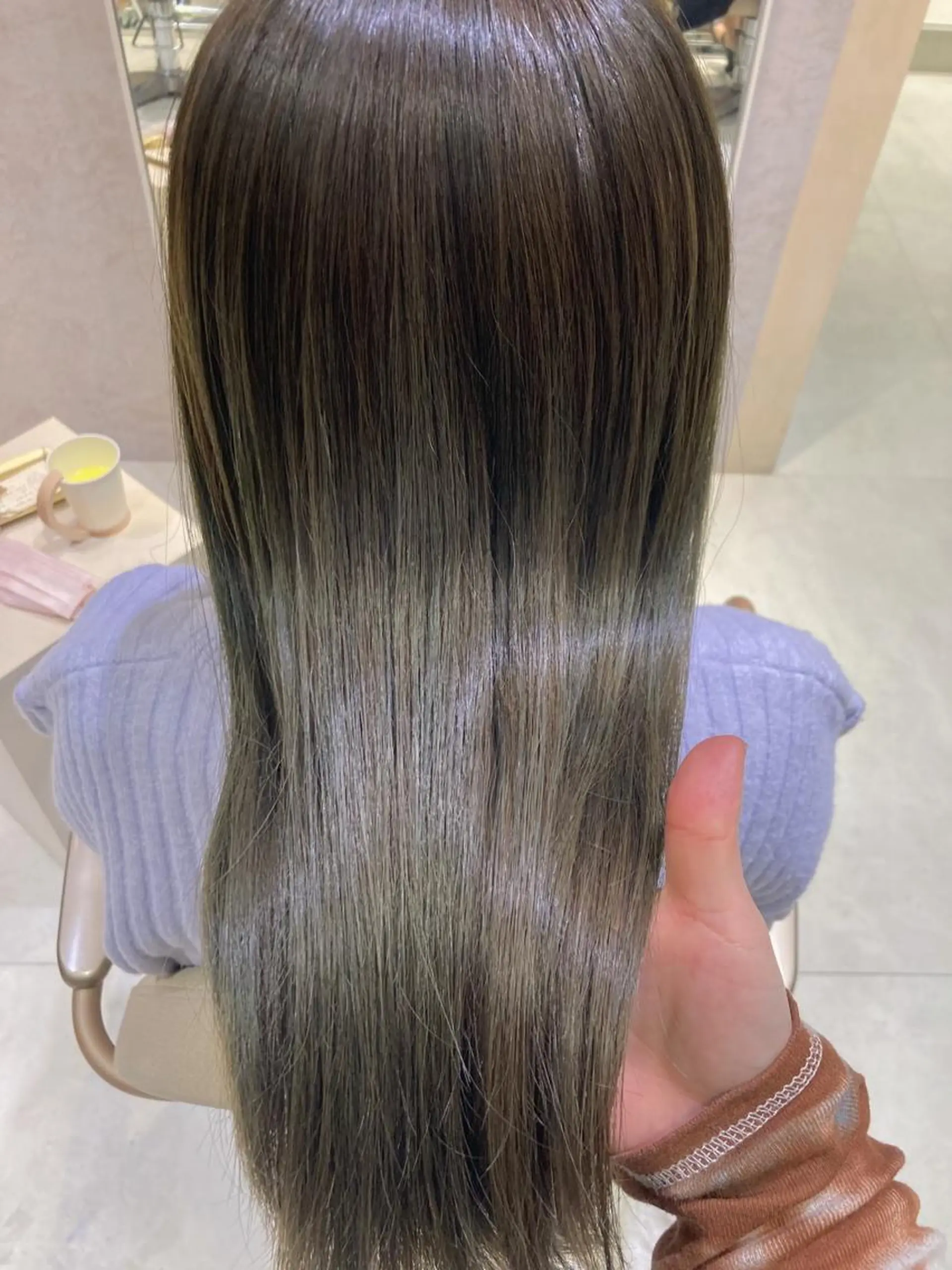 セミロング カラー ダブルカラー オリーブカラー 髪質改善 トリートメント MURANAKA RYOのヘアスタイル