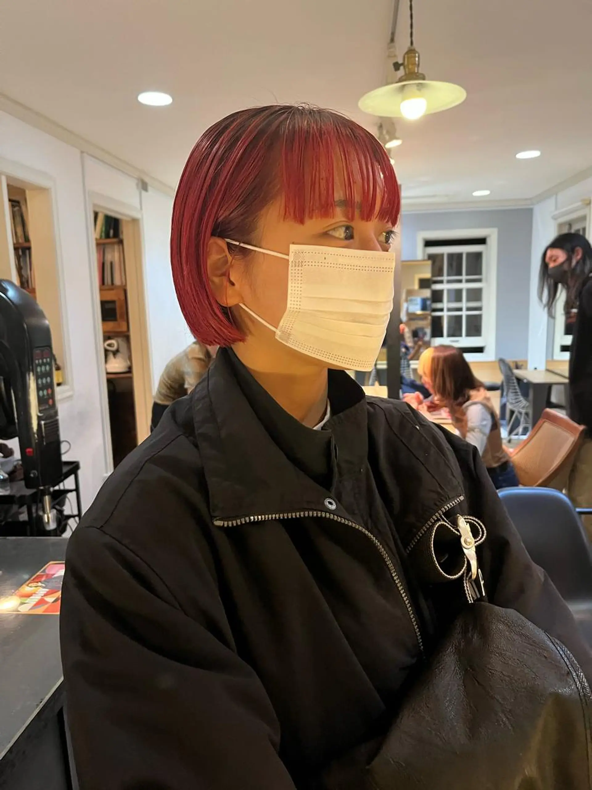 ショート カラー eri kinjoのヘアスタイル