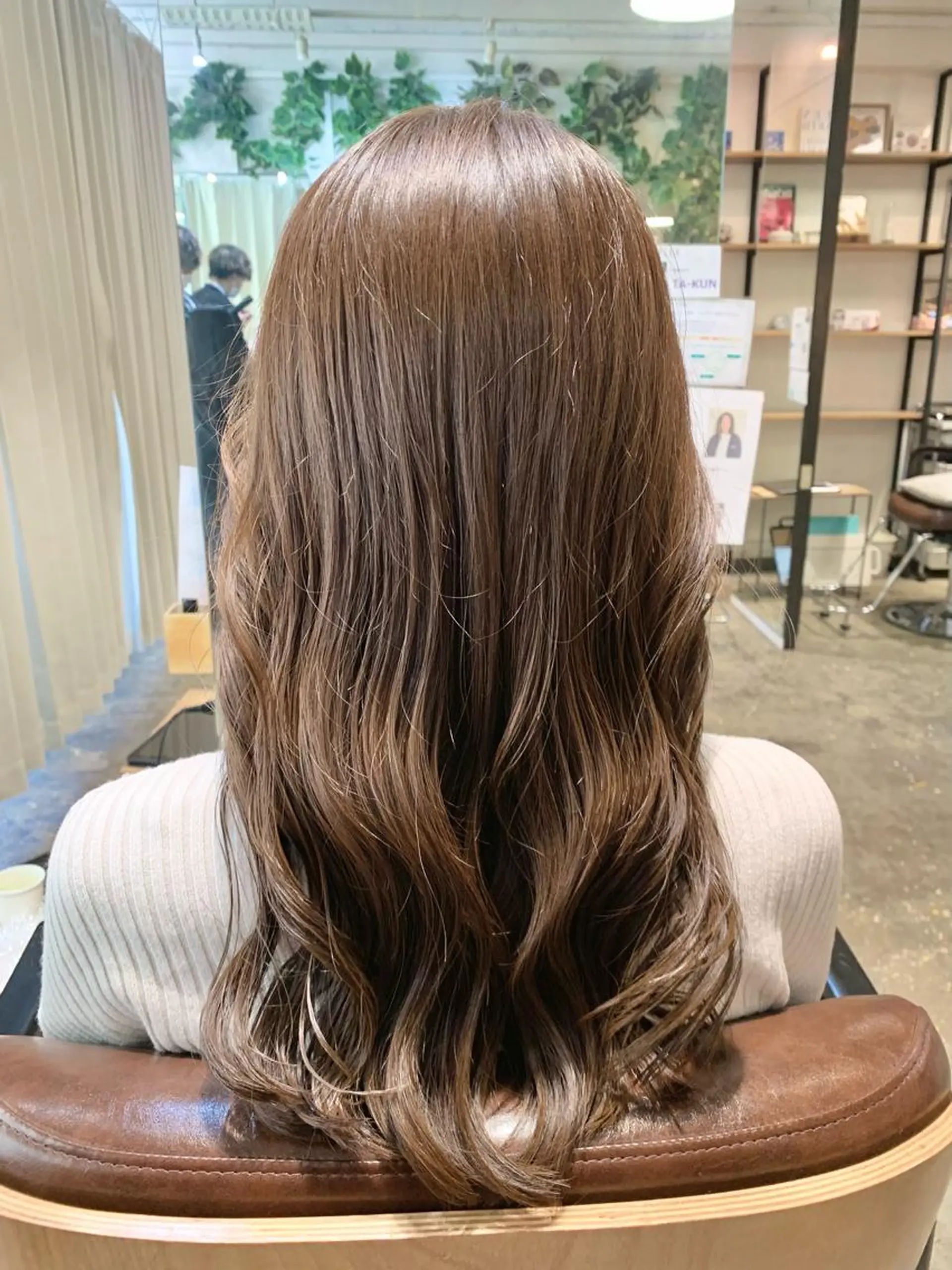 ロング カラー グレージュ カット ヘアカラー トリートメント オリーブ/縮毛矯正 /スパ/たっくんのヘアスタイル