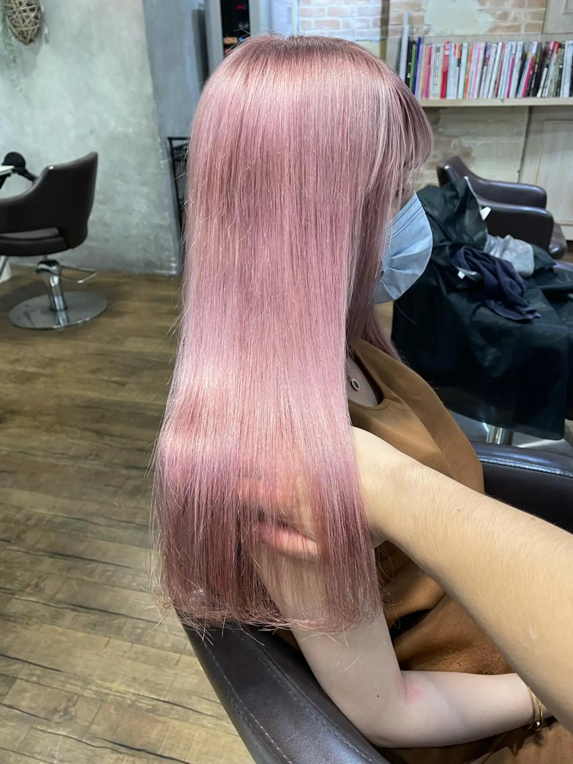 ミディアム カラー ヘアカラー トリートメント 遠藤 拓馬のヘアスタイル
