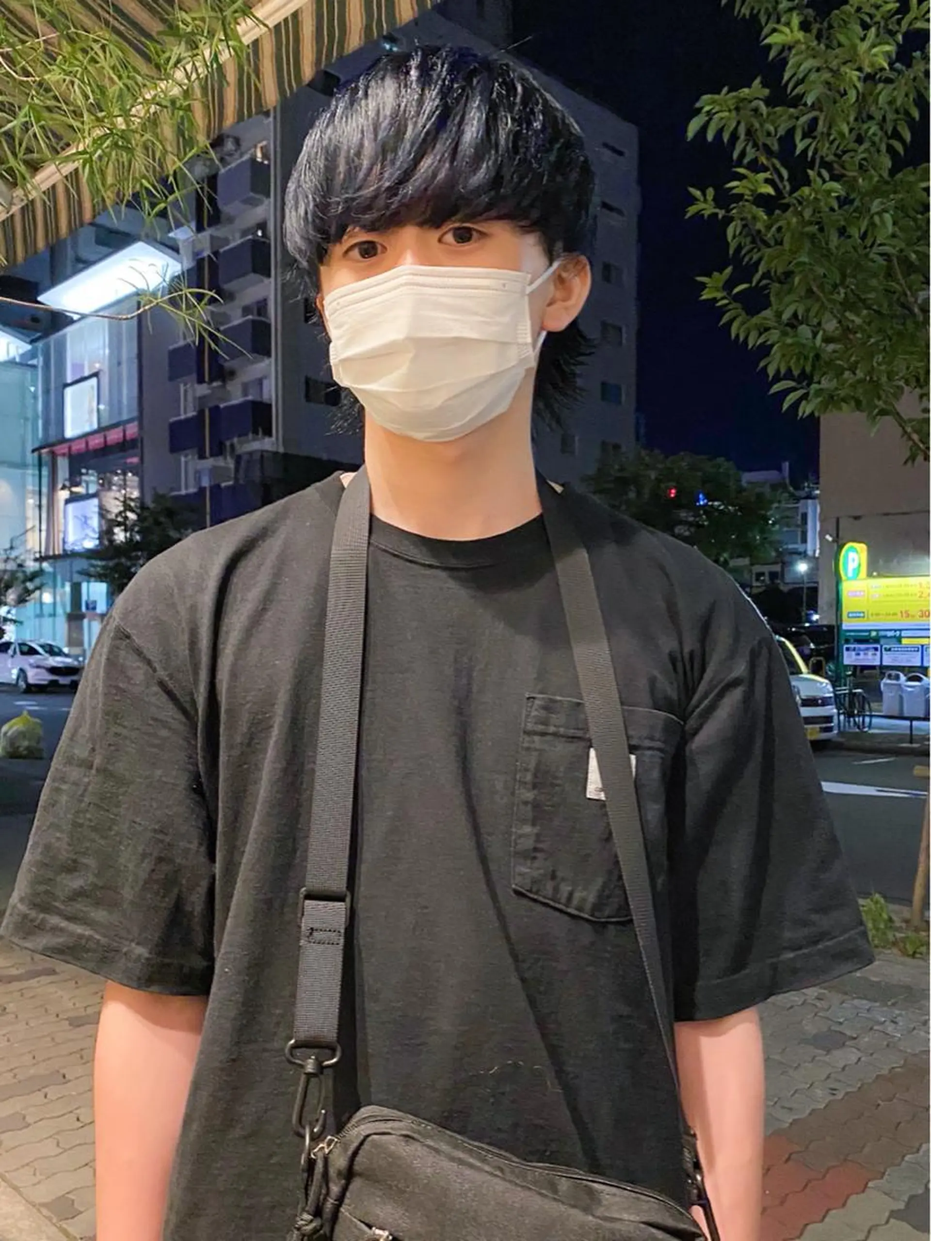 ショート カラー メンズ メンズウルフカット 黒髪 ブルーカラー ブルーブラック ウルフカット カット ヘアカラー メンズ/スパイキー ショート/ミツイのヘアスタイル