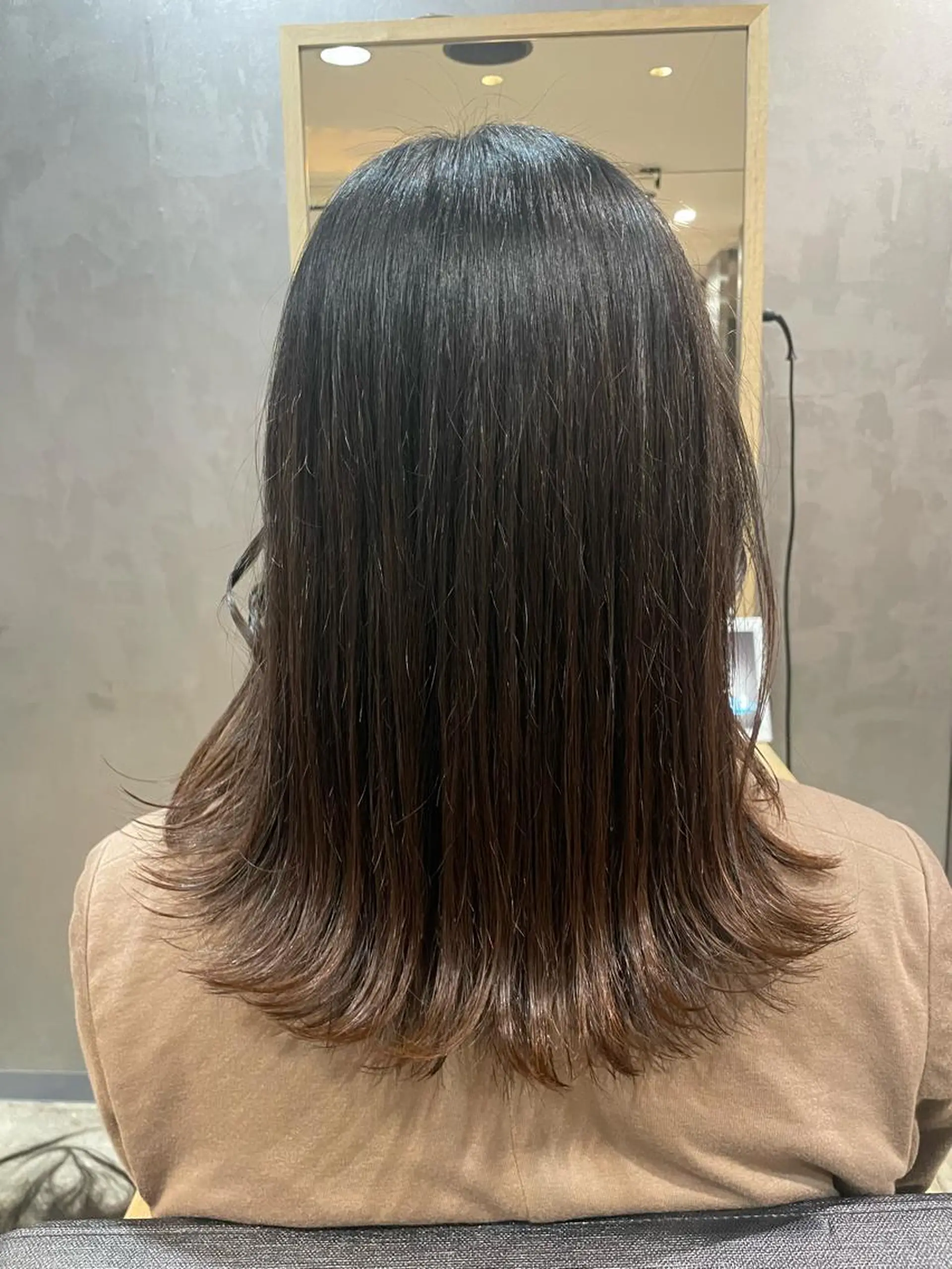 ミディアム カラー ノンダメージサロン/ 豊中/美容室のヘアスタイル