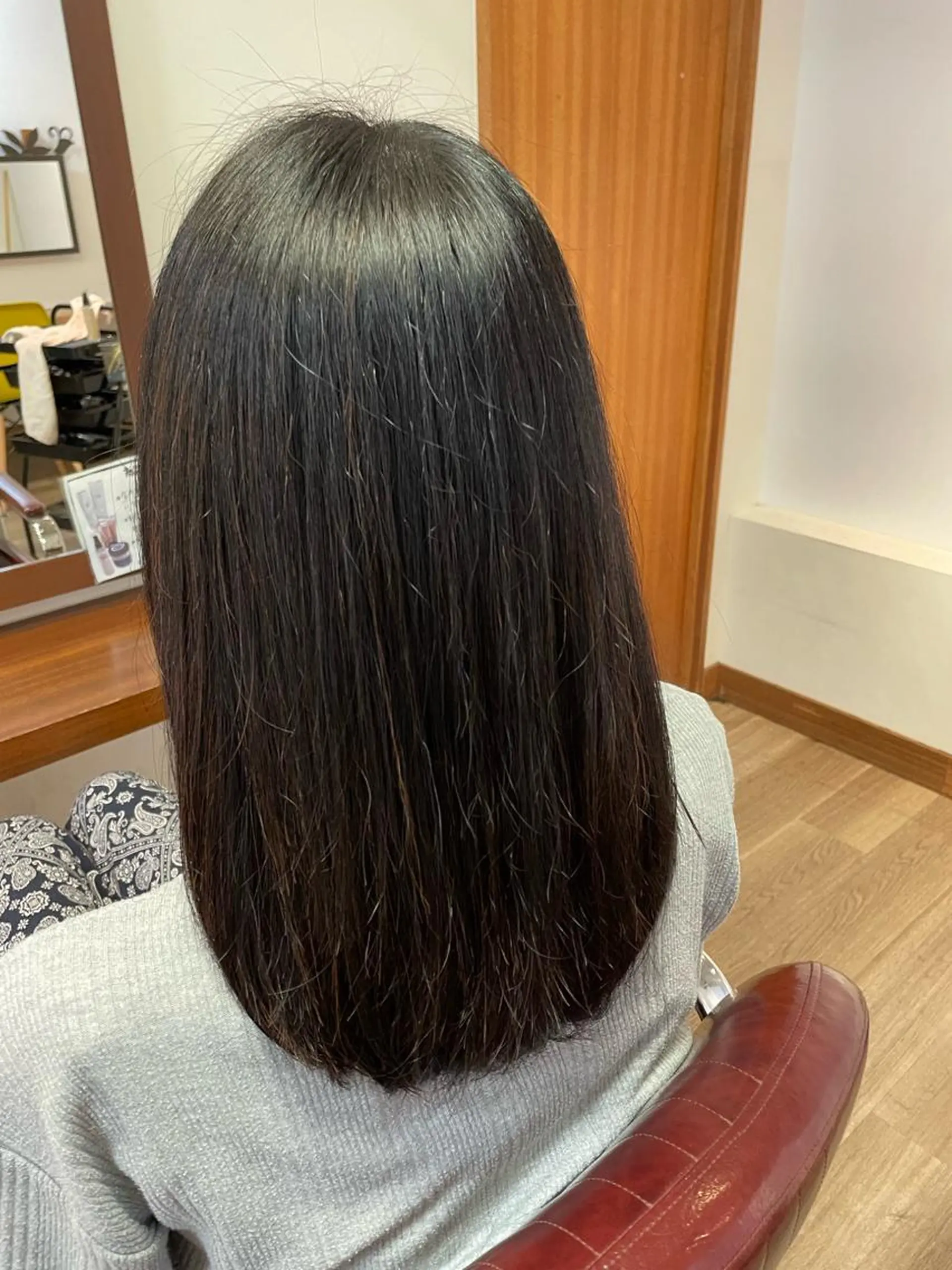 ロング カット ヘアカラー chillout🌱 武田安未のヘアスタイル