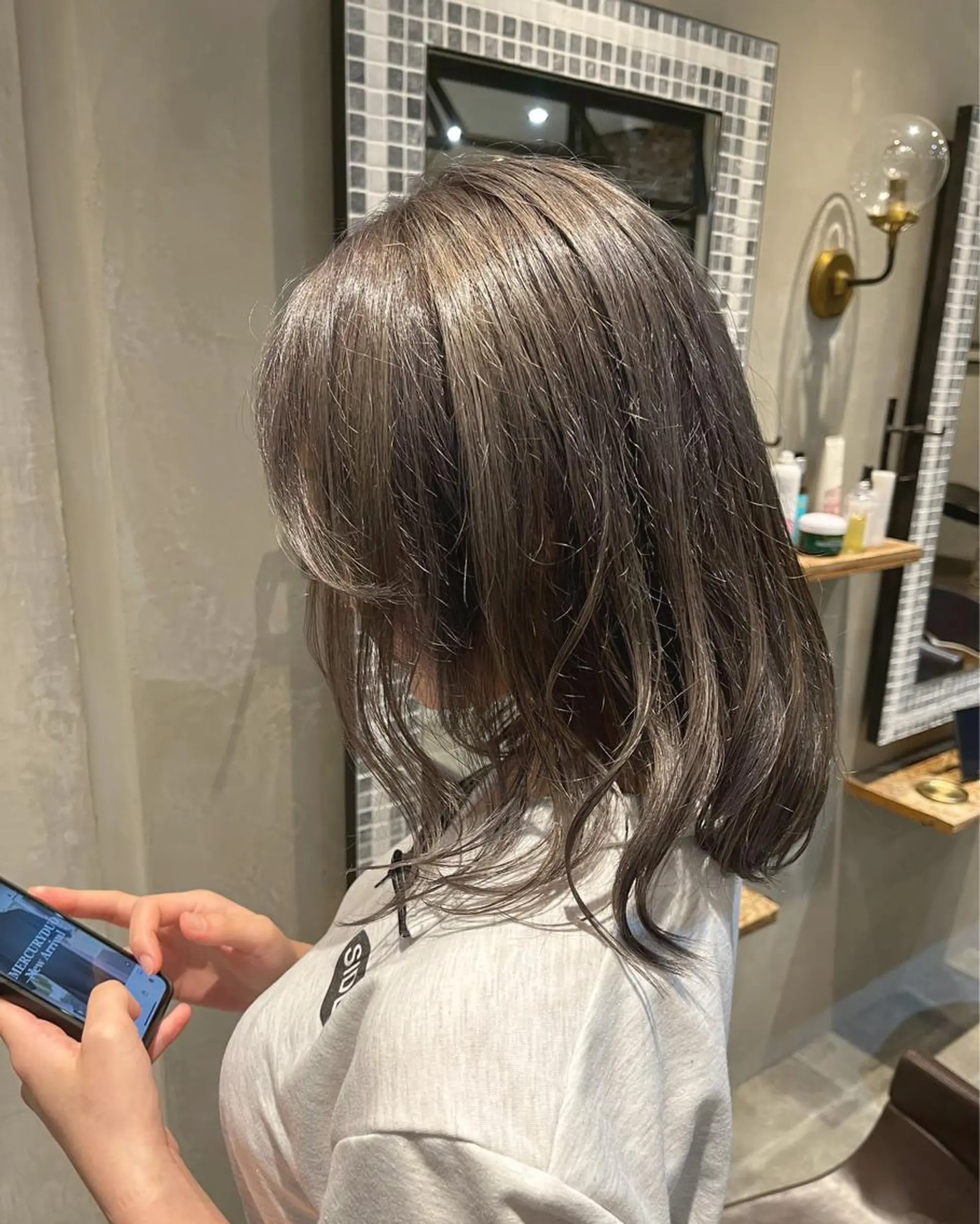 セミロング ハイライト お悩み解決✨ 関根大介✂︎のヘアスタイル