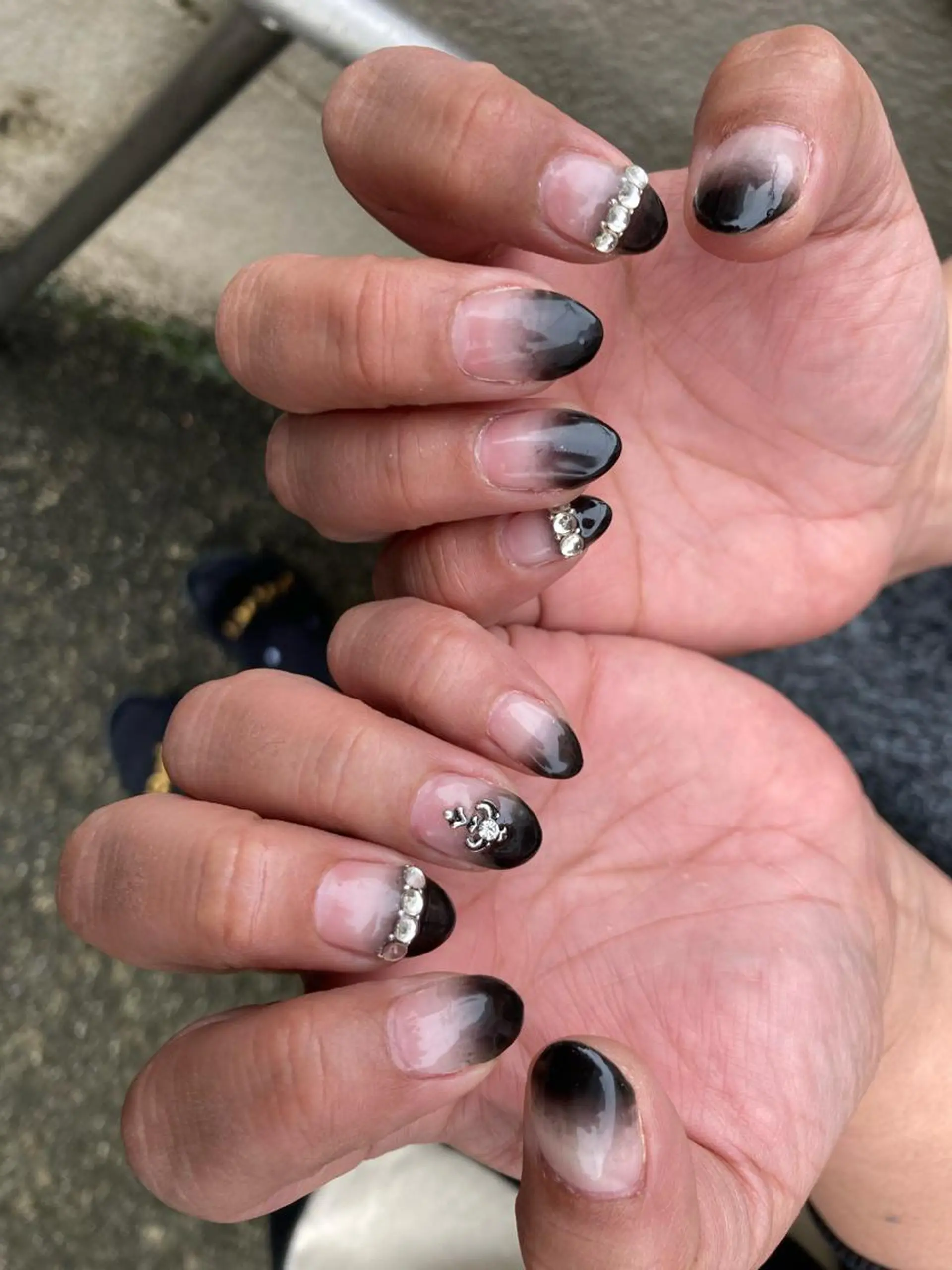 ショート ネイル ハンドネイル フットネイル ✴︎ Delightのネイルデザイン