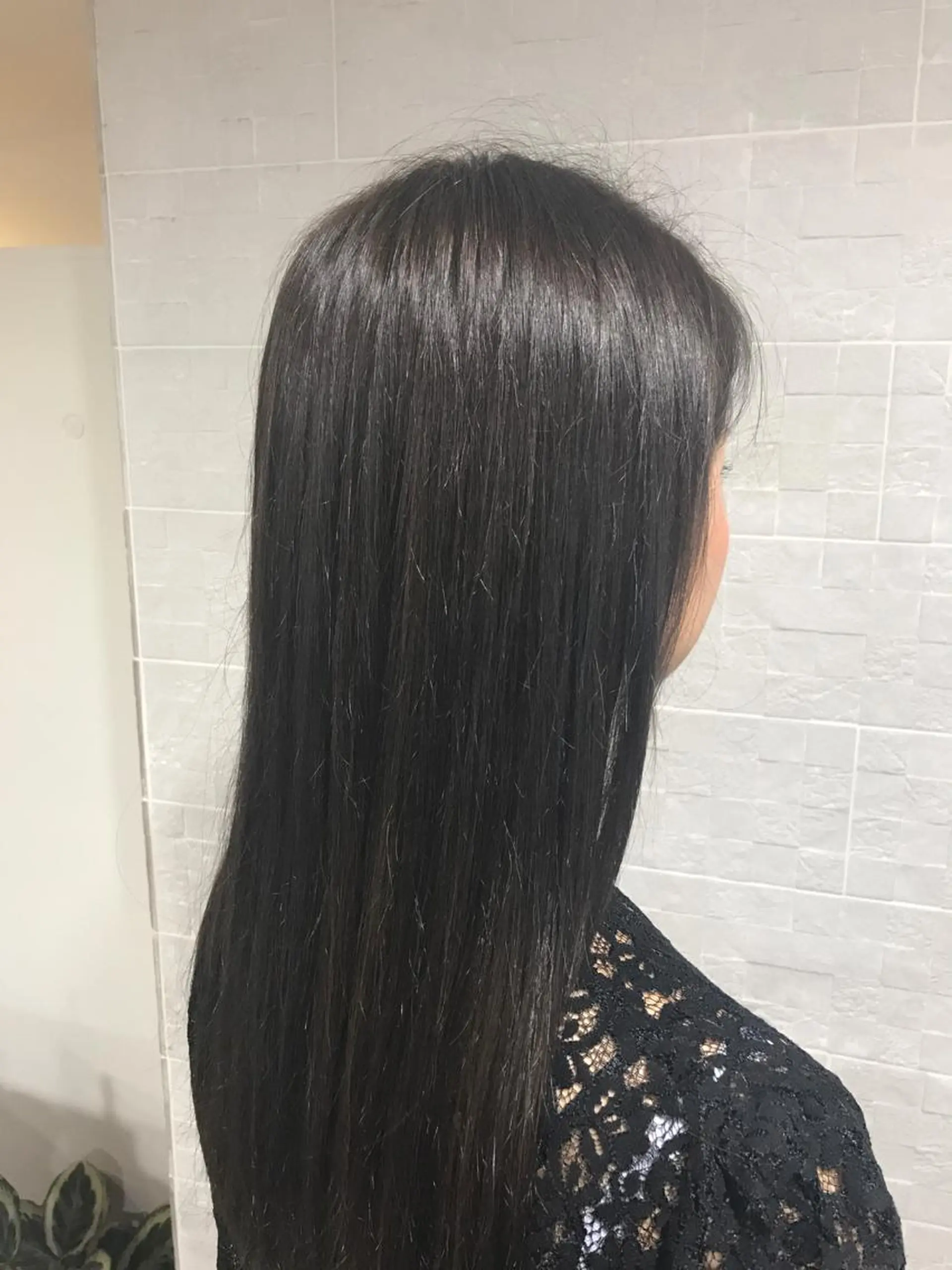 ロング カラー アディクシーカラー カット 縮毛矯正 トリートメント shi hoのヘアスタイル