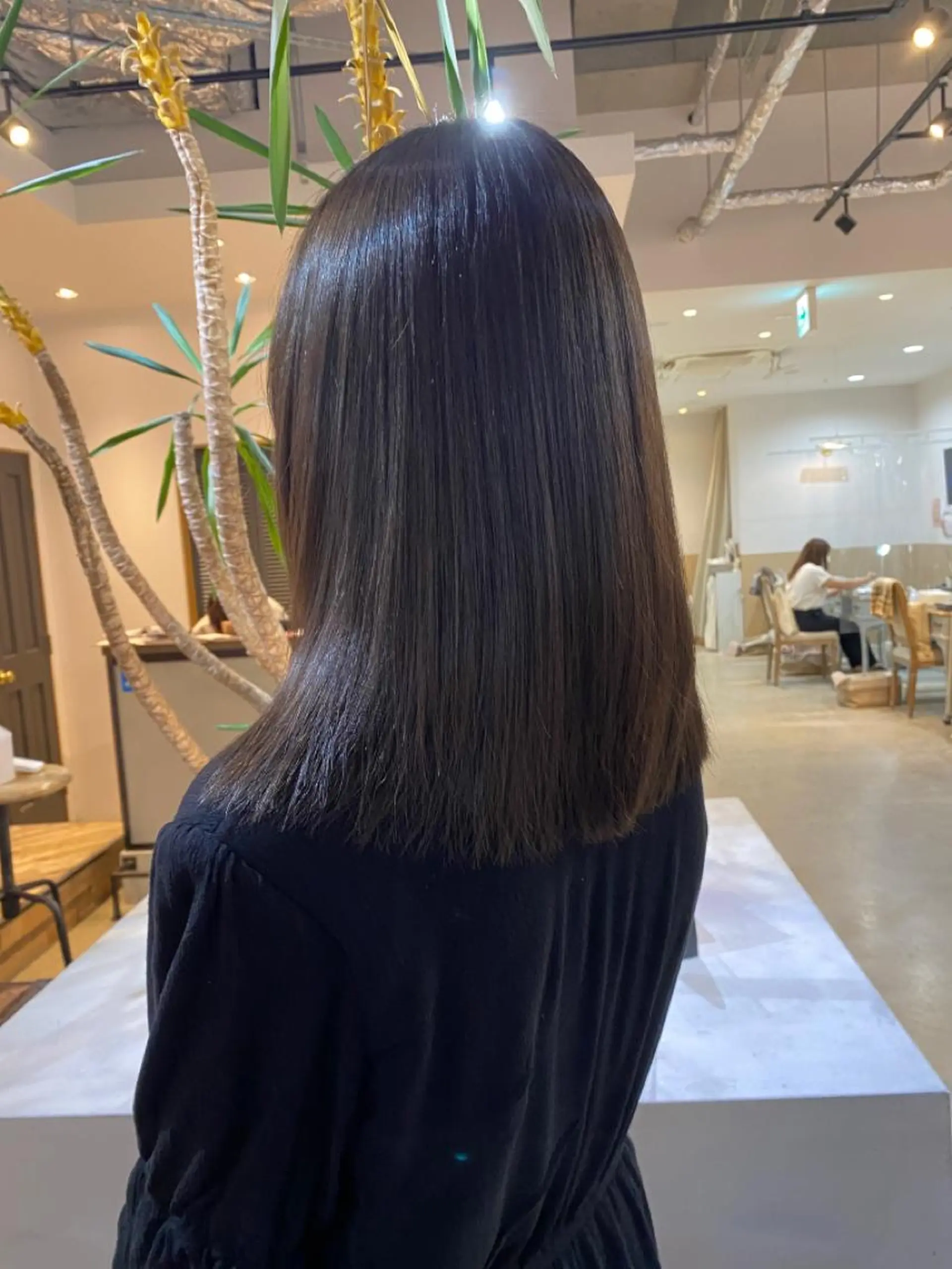 セミロング カラー トリートメント 艶髪/髪質改善 yukaのヘアスタイル