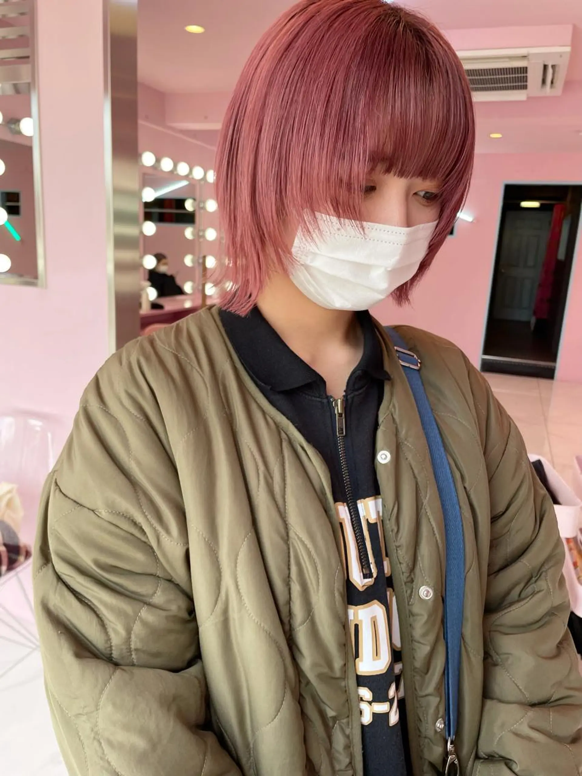 ミディアム カラー ウルフカット 心斎橋/ブリーチ minamiのヘアスタイル