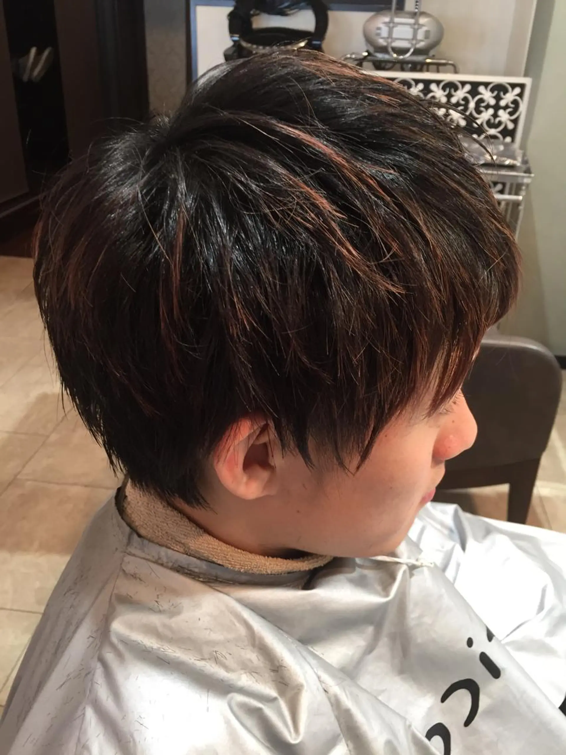 ショート カラー メンズ カット ヘアカラー 髪質改善/痛ませ ないカラー/西村航大のヘアスタイル