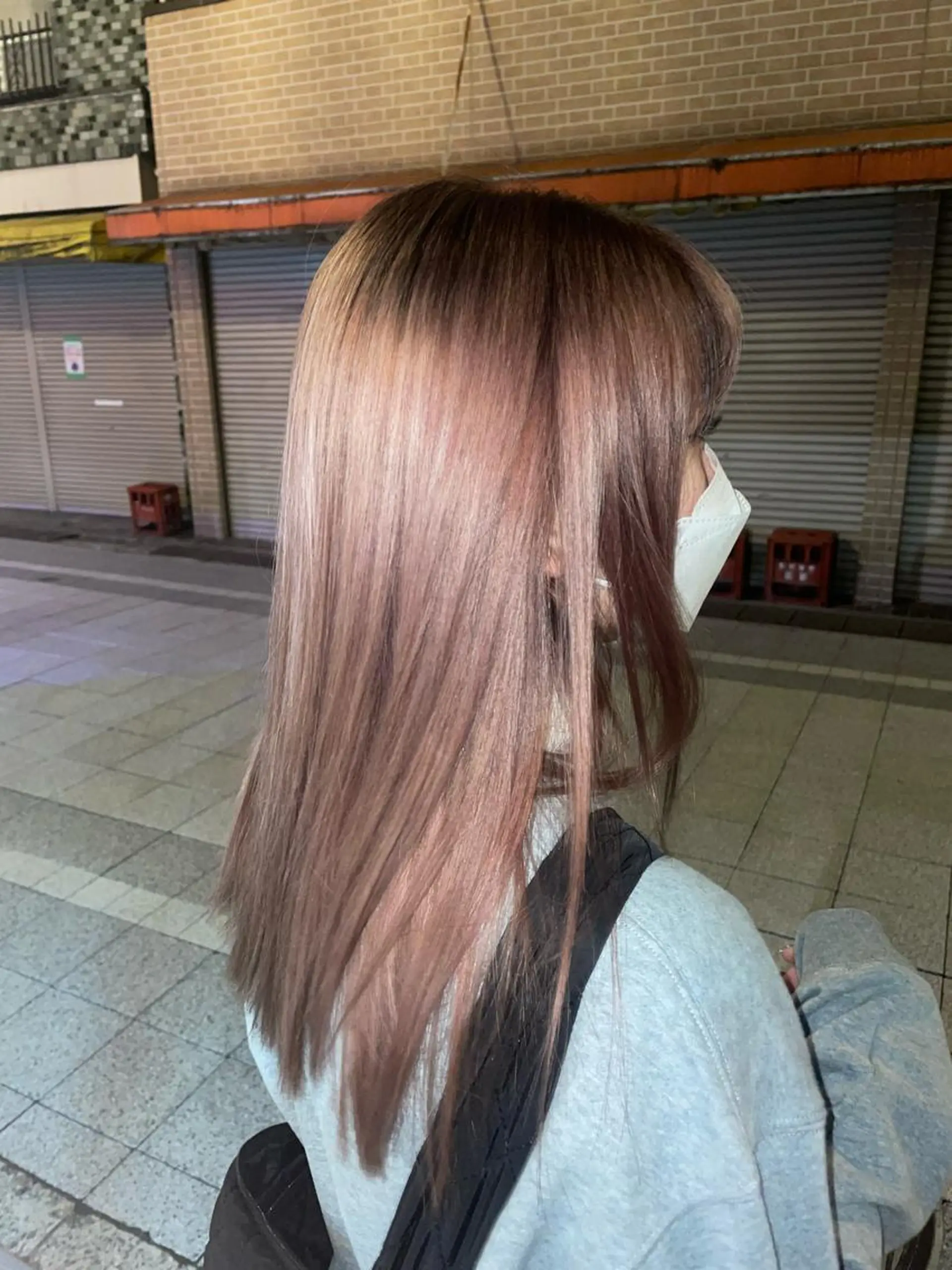 ロング カラー ヘアカラー イマイ リサのヘアスタイル