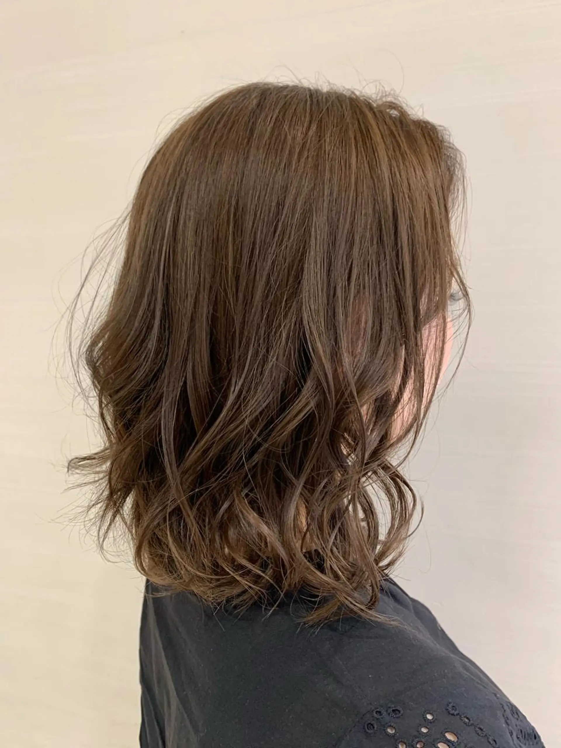 セミロング レイヤーカット TAIKIのヘアスタイル