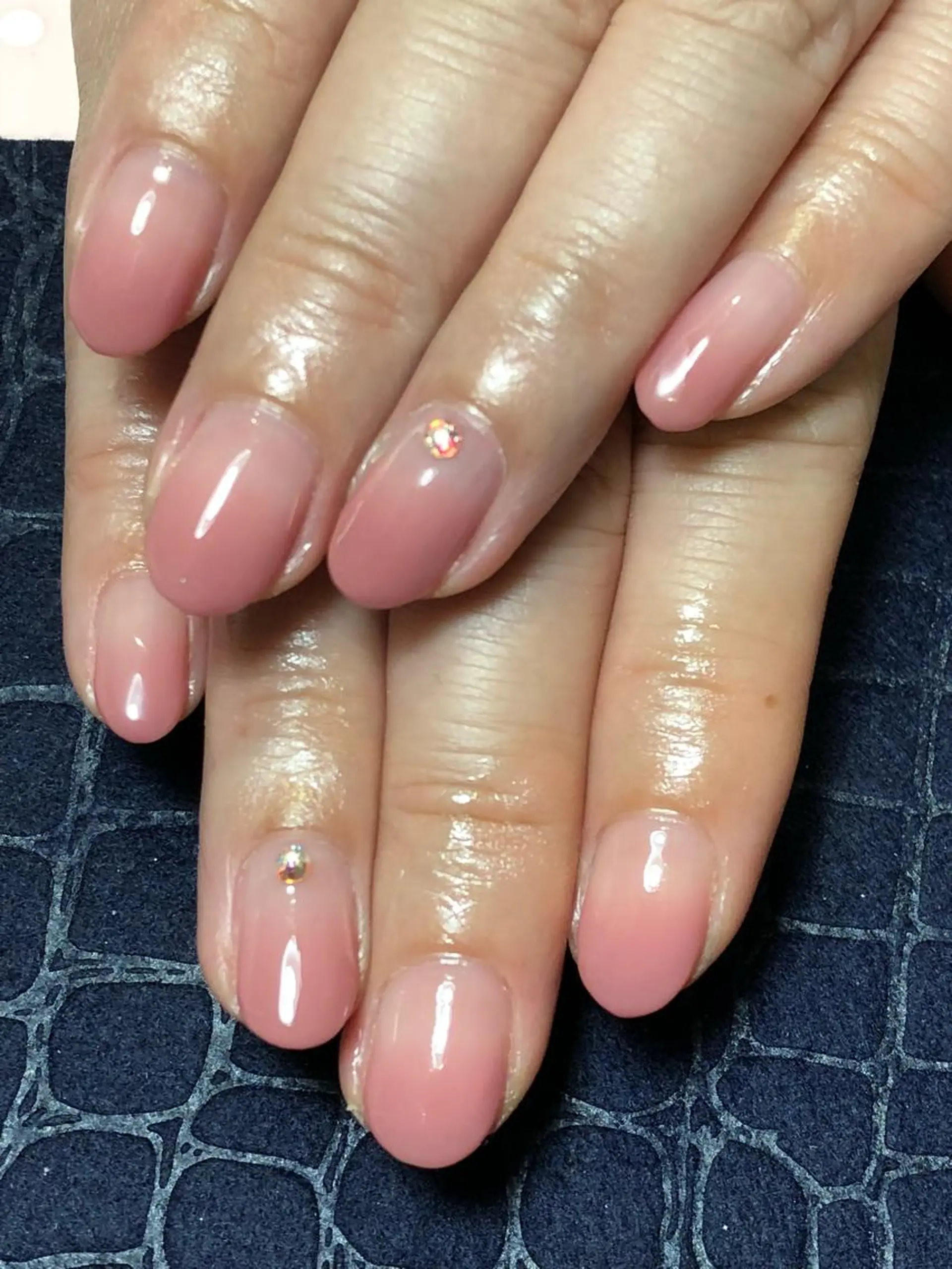 ネイル グラデーション ハンドネイル ネイルサロン Sweetのネイルデザイン