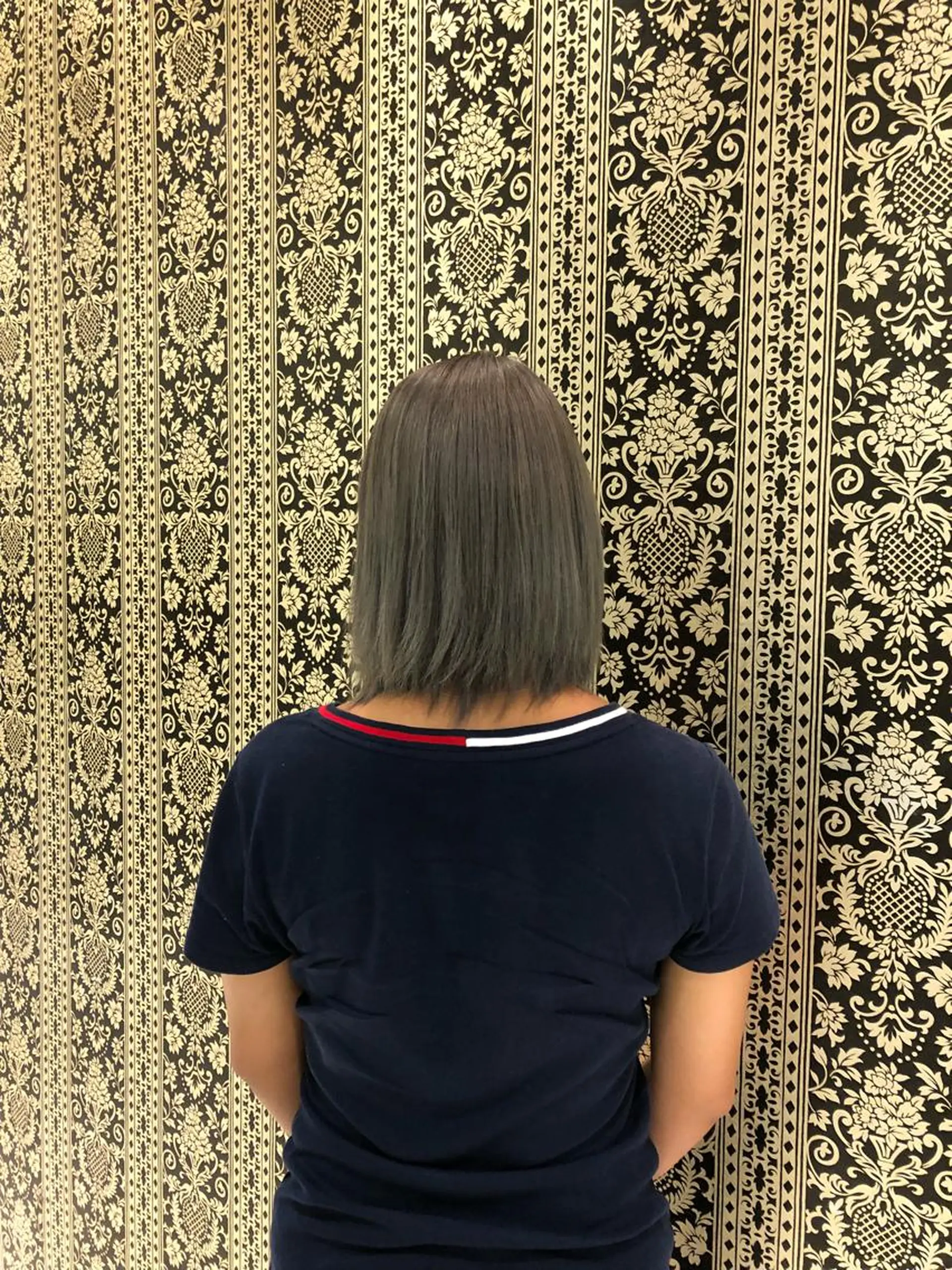 カラー ムトウセイマ/ 縮毛矯正/ブリーチのヘアスタイル