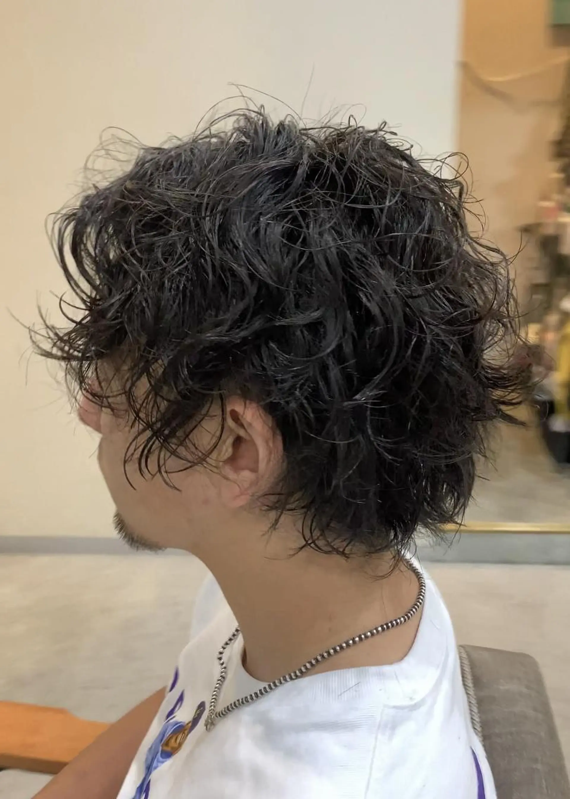 ショート パーマ メンズ アップバング メンズブリーチ センターパート フェードカット メンズハイライト カット パーマ トリートメント クセを最大限に活かす メンズ特化|奈良大祐のヘアスタイル