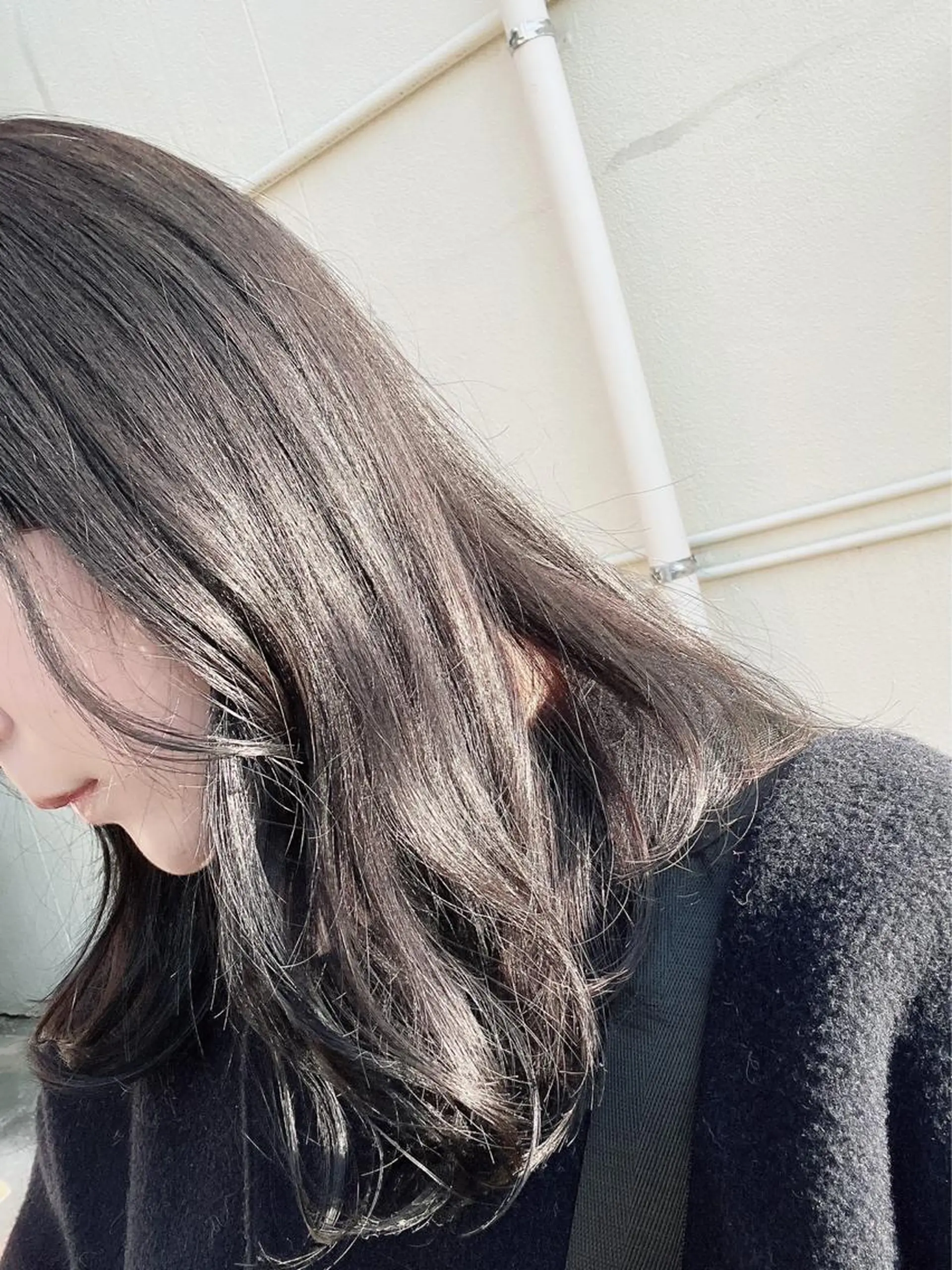 セミロング アッシュ 岩井 駿のヘアスタイル