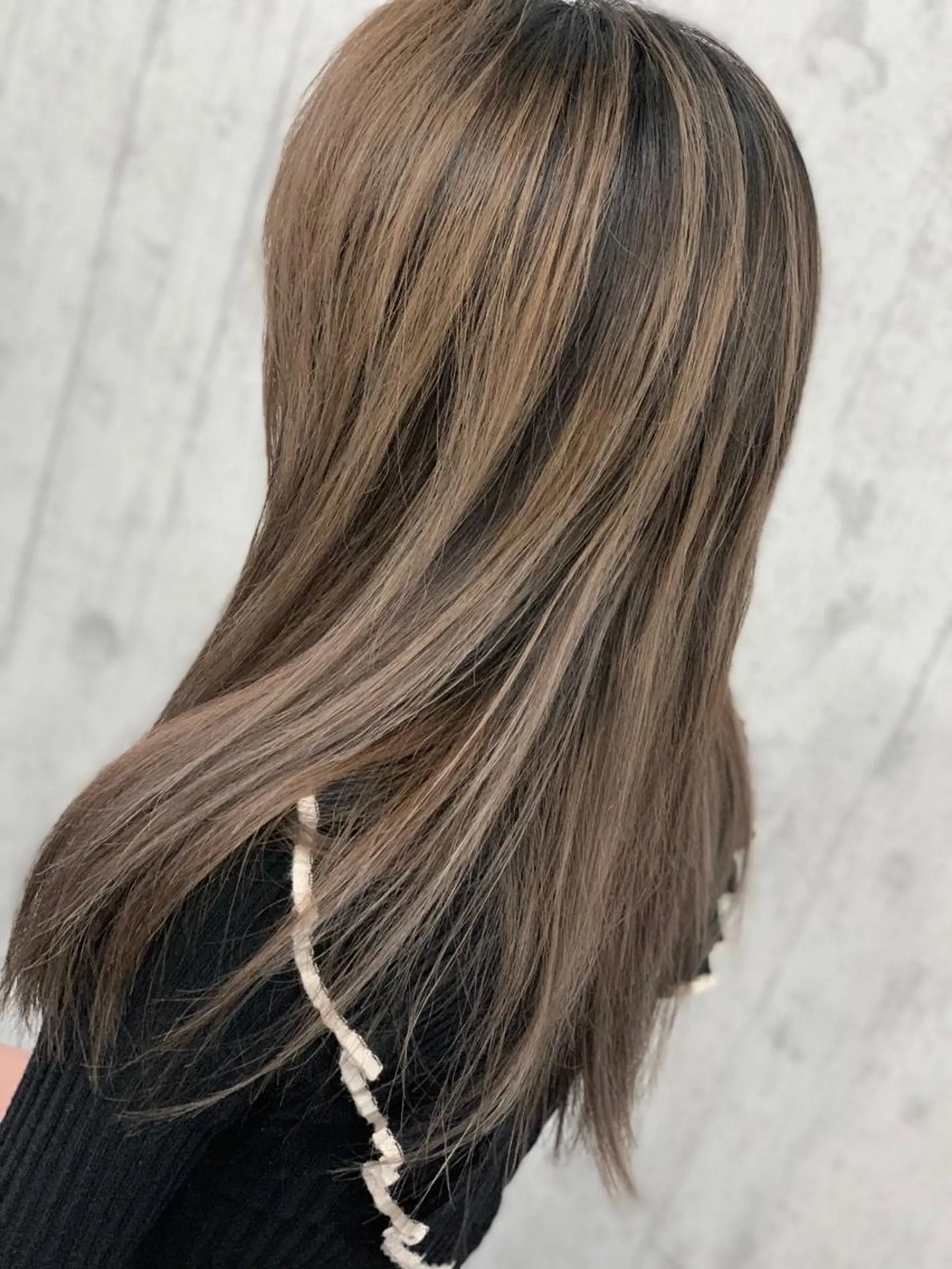 セミロング レイヤーカット カット ヘアカラー 縮毛矯正 トリートメント ブリーチ毛に縮毛矯正 ✨カラー✨山田 正幸のヘアスタイル