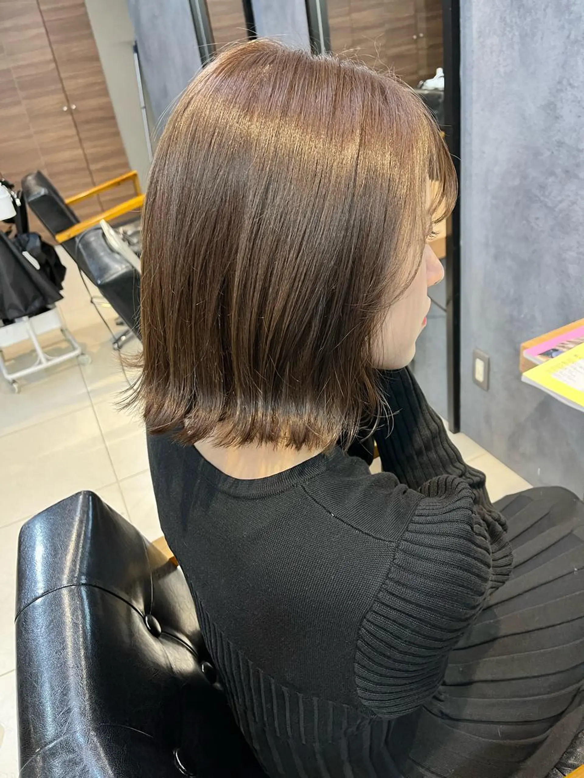 ミディアム カラー ヘアアレンジ キッズ ネイル マツエク・マツパ 透明感カラー🤎 ゆりのヘアスタイル