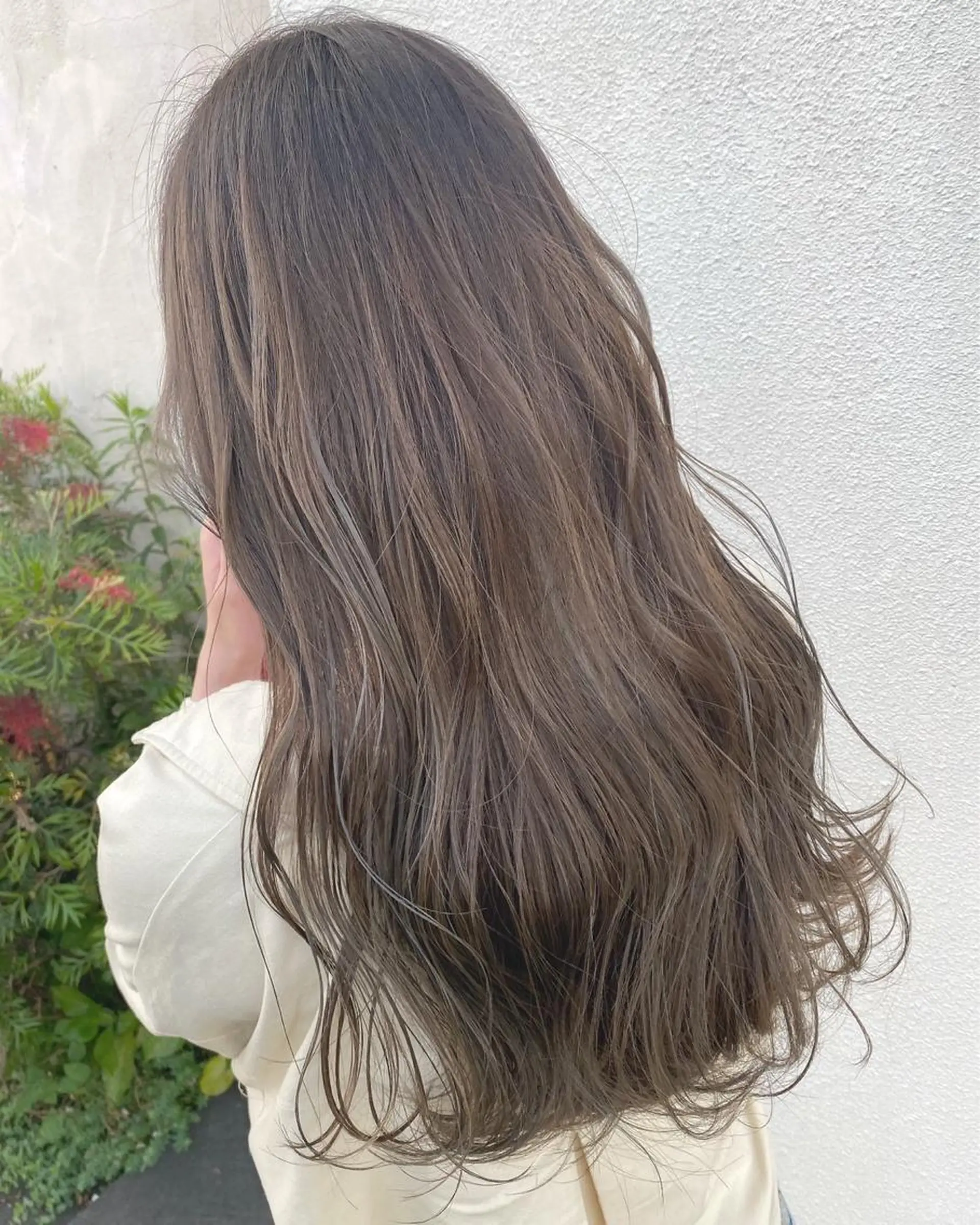 ロング カラー ヘアアレンジ ブラウンカラー 西川 舞彩のヘアスタイル