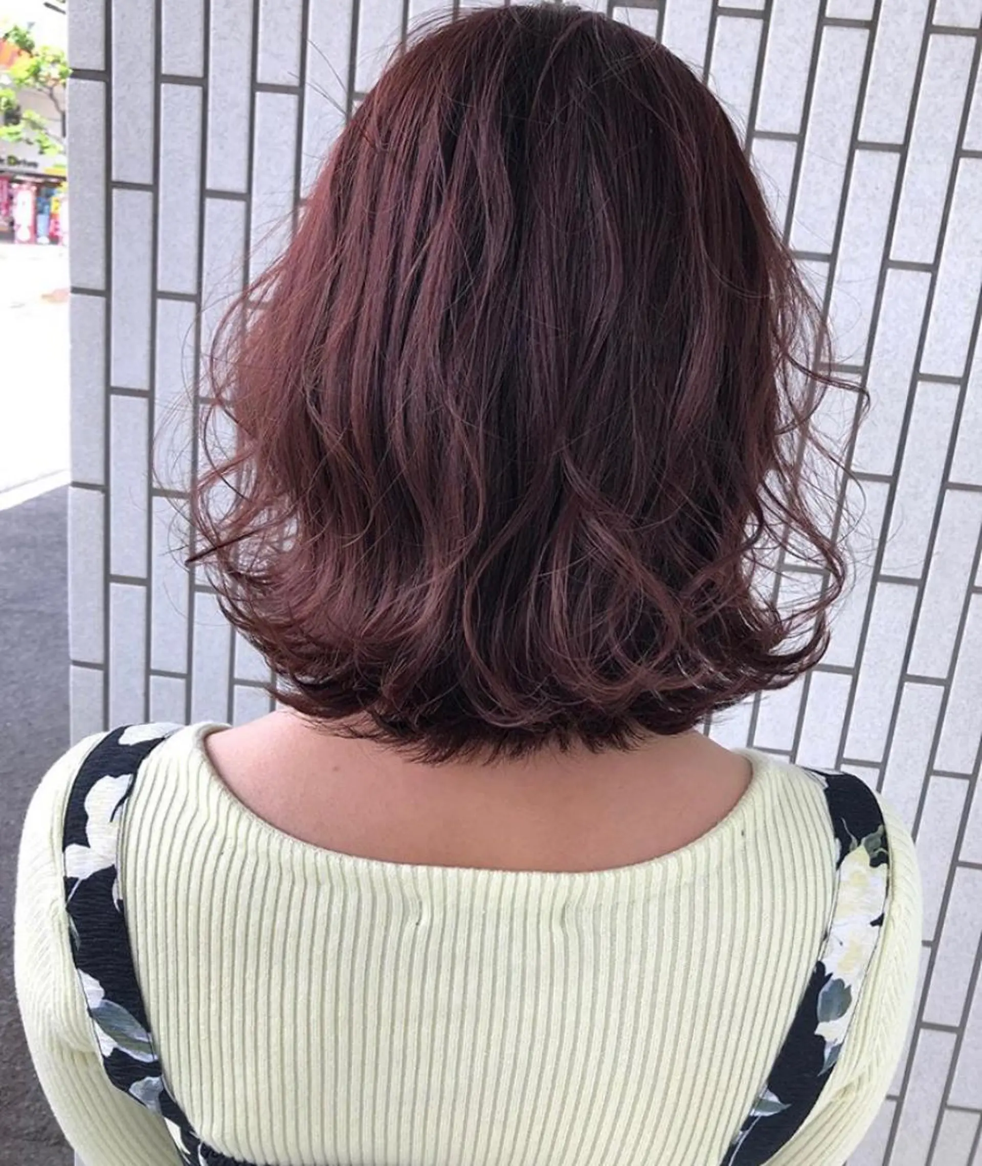 ミディアム カラー カシス ピンクカラー 杉田 健太のヘアスタイル