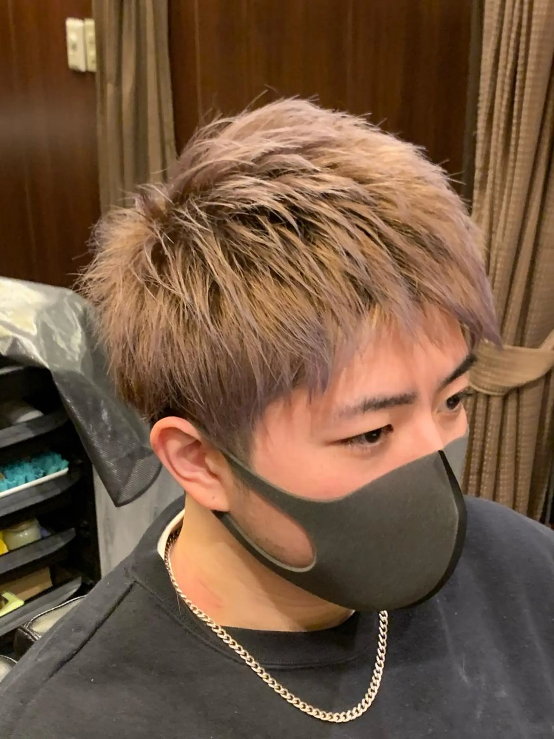 ミディアム メンズ メンズハイトーン ヒロ銀座 田中大地のヘアスタイル