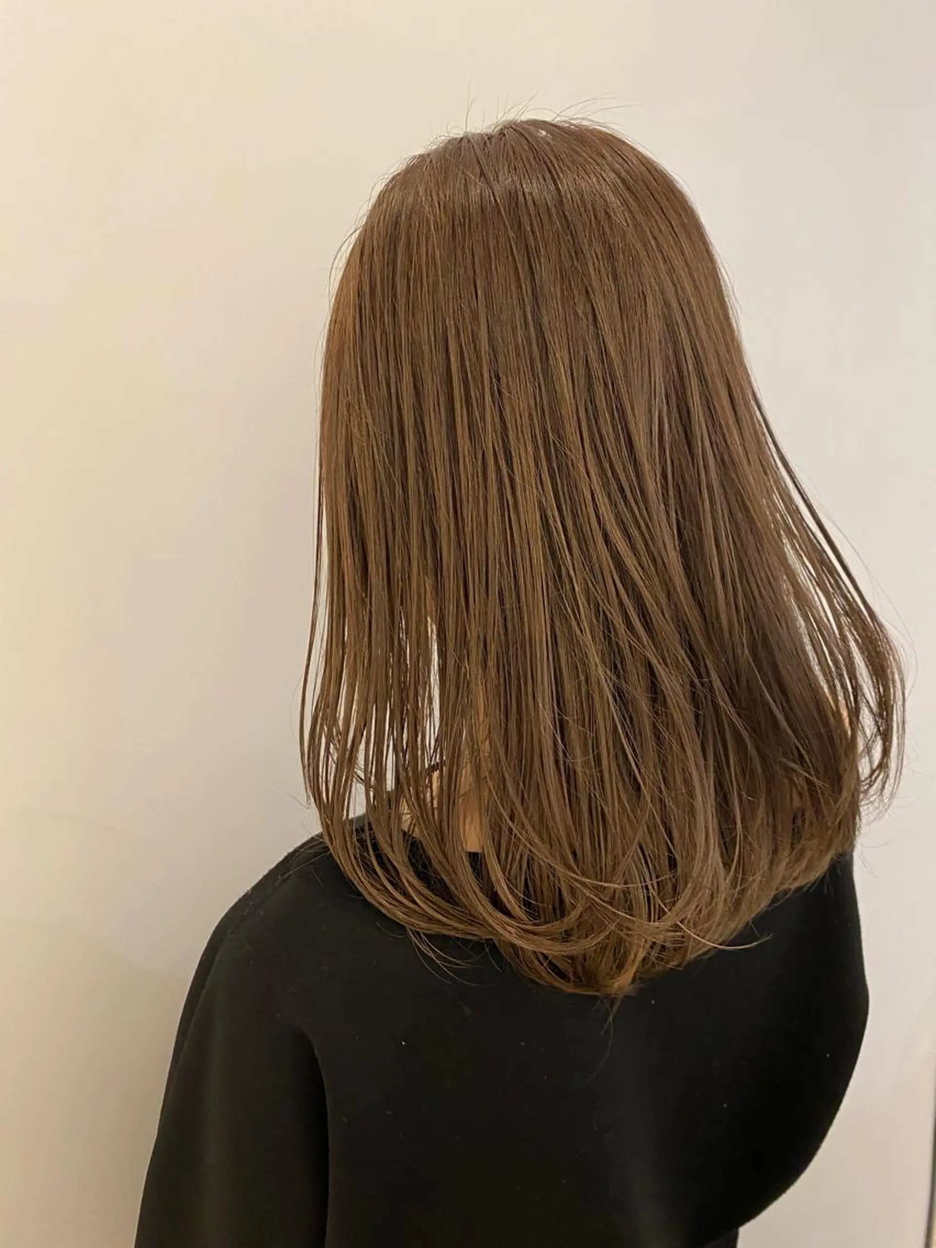 ミディアム カラー ベージュカラー ミルクティーベージュ pino代表ナガタ ユースケ/荻窪美容室のヘアスタイル