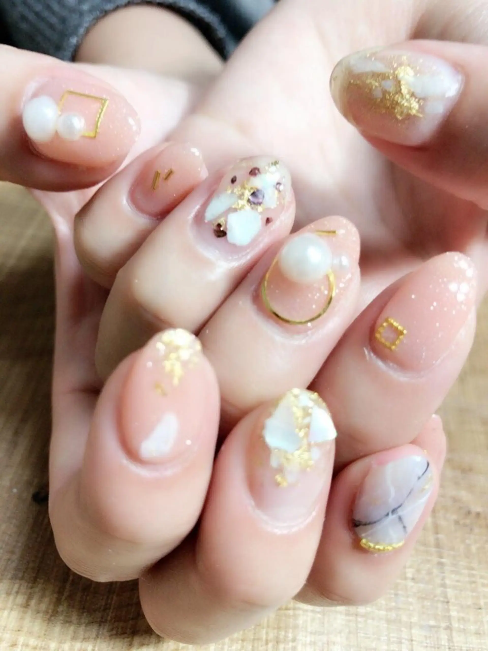 ネイル 安藤 Charlotteのネイルデザイン