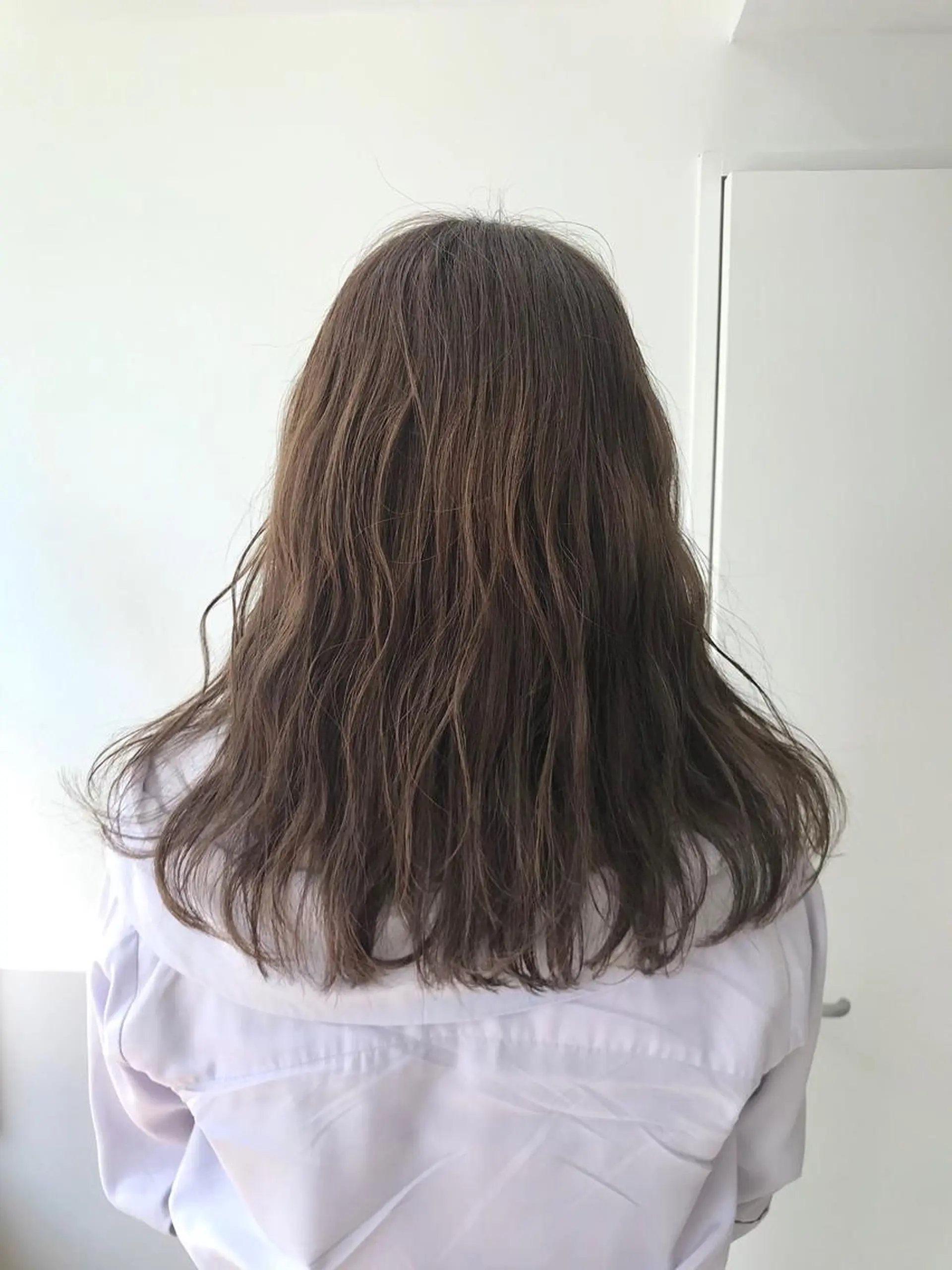 ミディアム GRAFF  hair GINZA所属・オカダ ノゾミのヘアスタイル