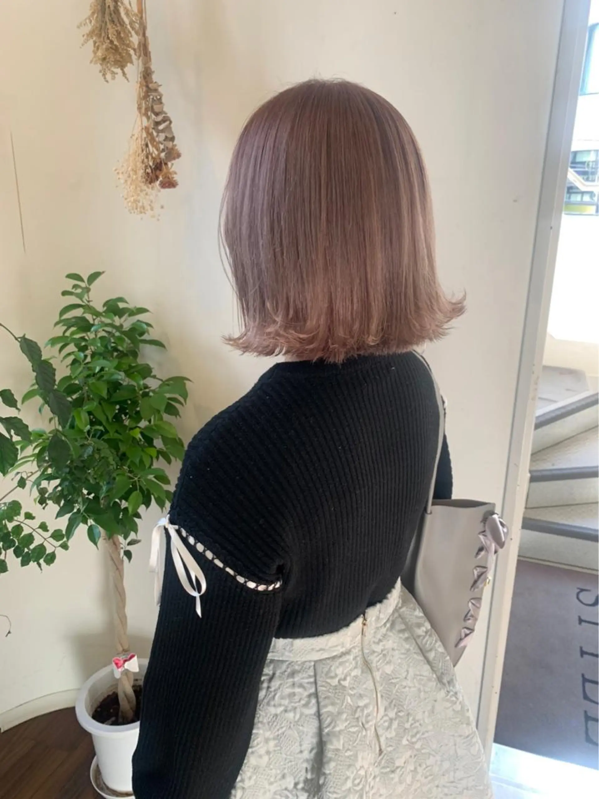 ミディアム カラー 羽エクステ🩷 🤍まき🤍のマツエク・マツパデザイン