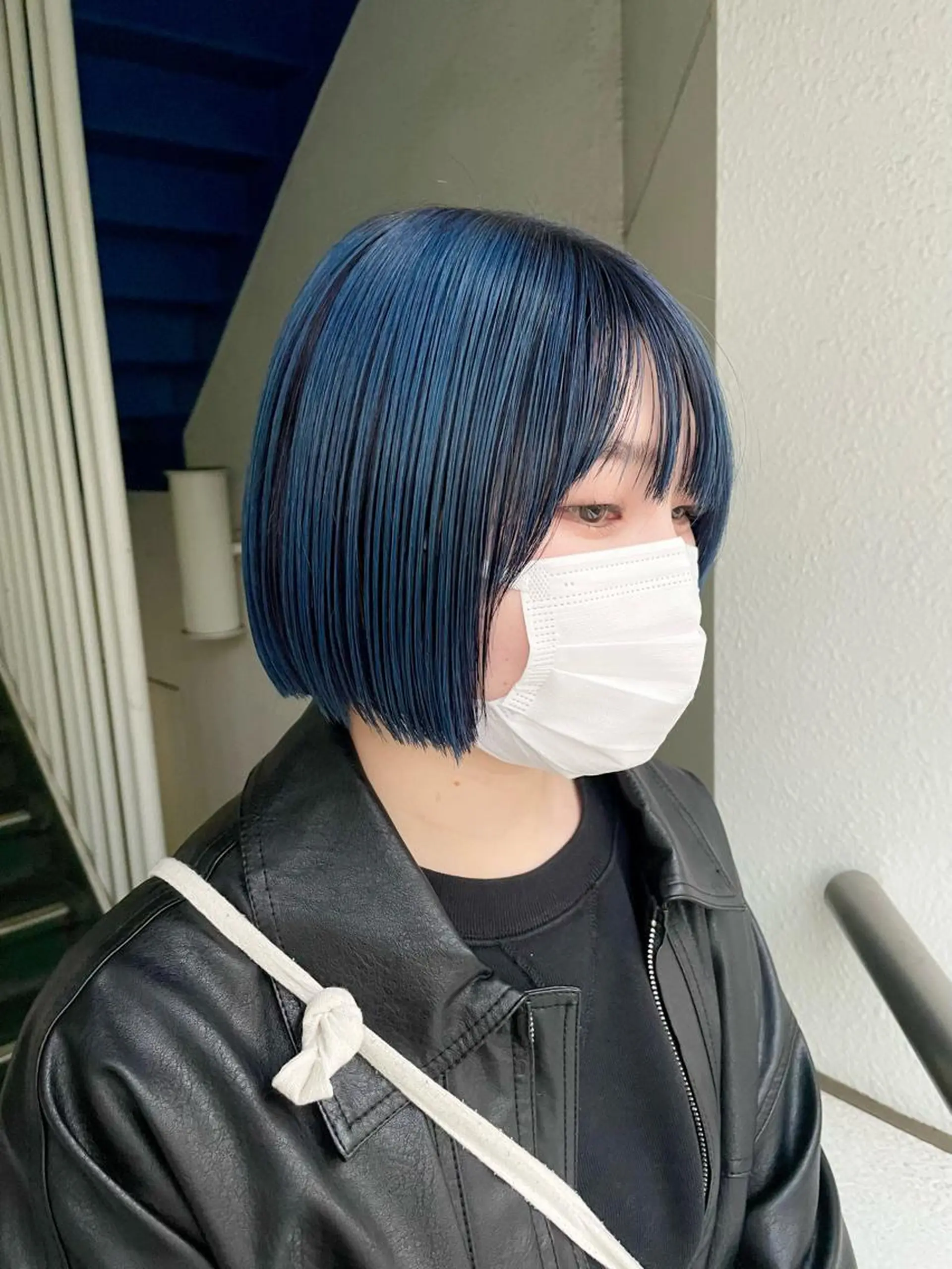 ミディアム カラー パーマ ヘアアレンジ メンズ ミディアムパーマ メンズバレイヤージュ メンズブリーチ センターパート フェードカット ハイトーン/レイヤー 🌸さくらのヘアスタイル