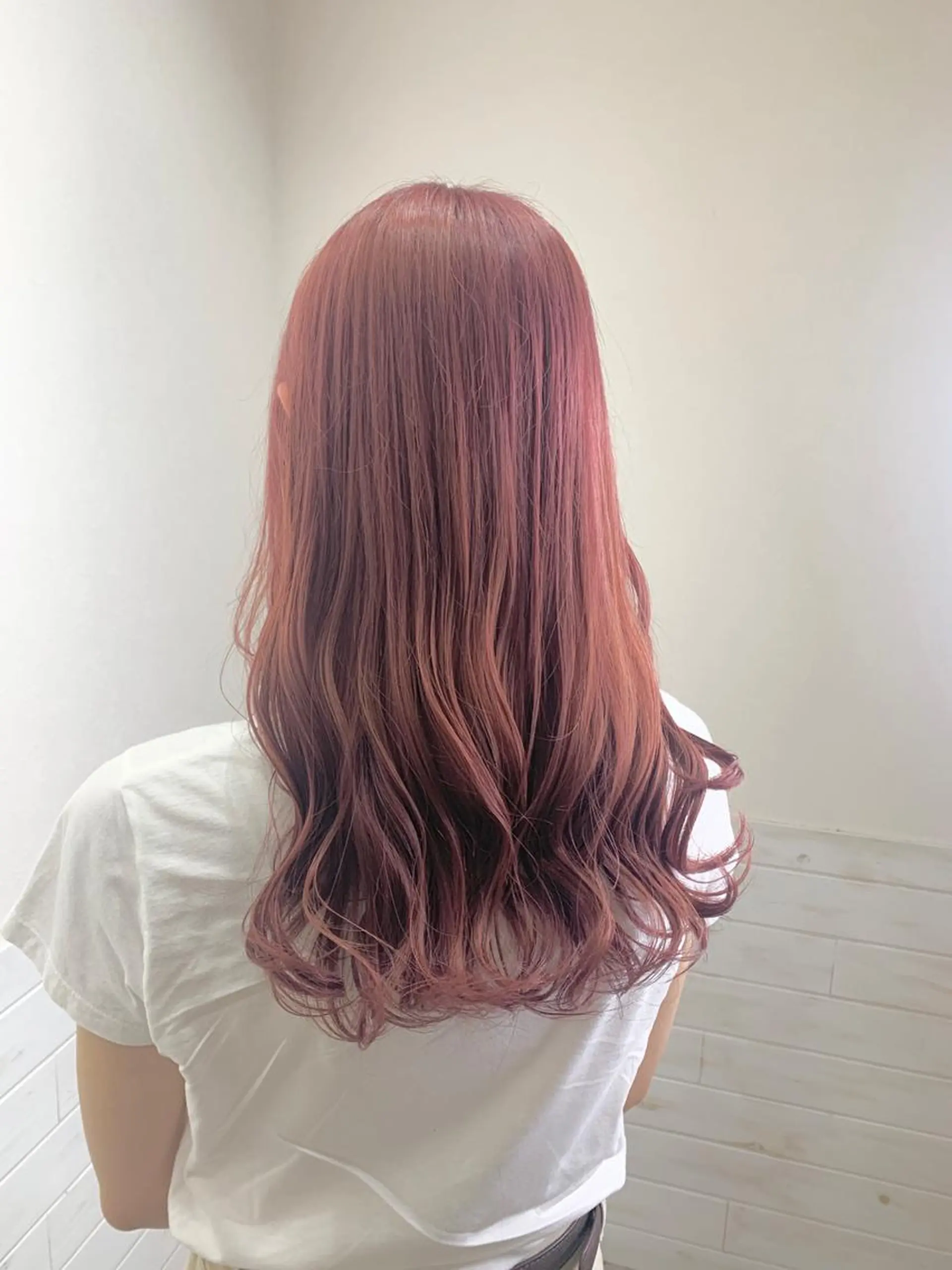 ロング ヘアカラー lucia RYOのヘアスタイル