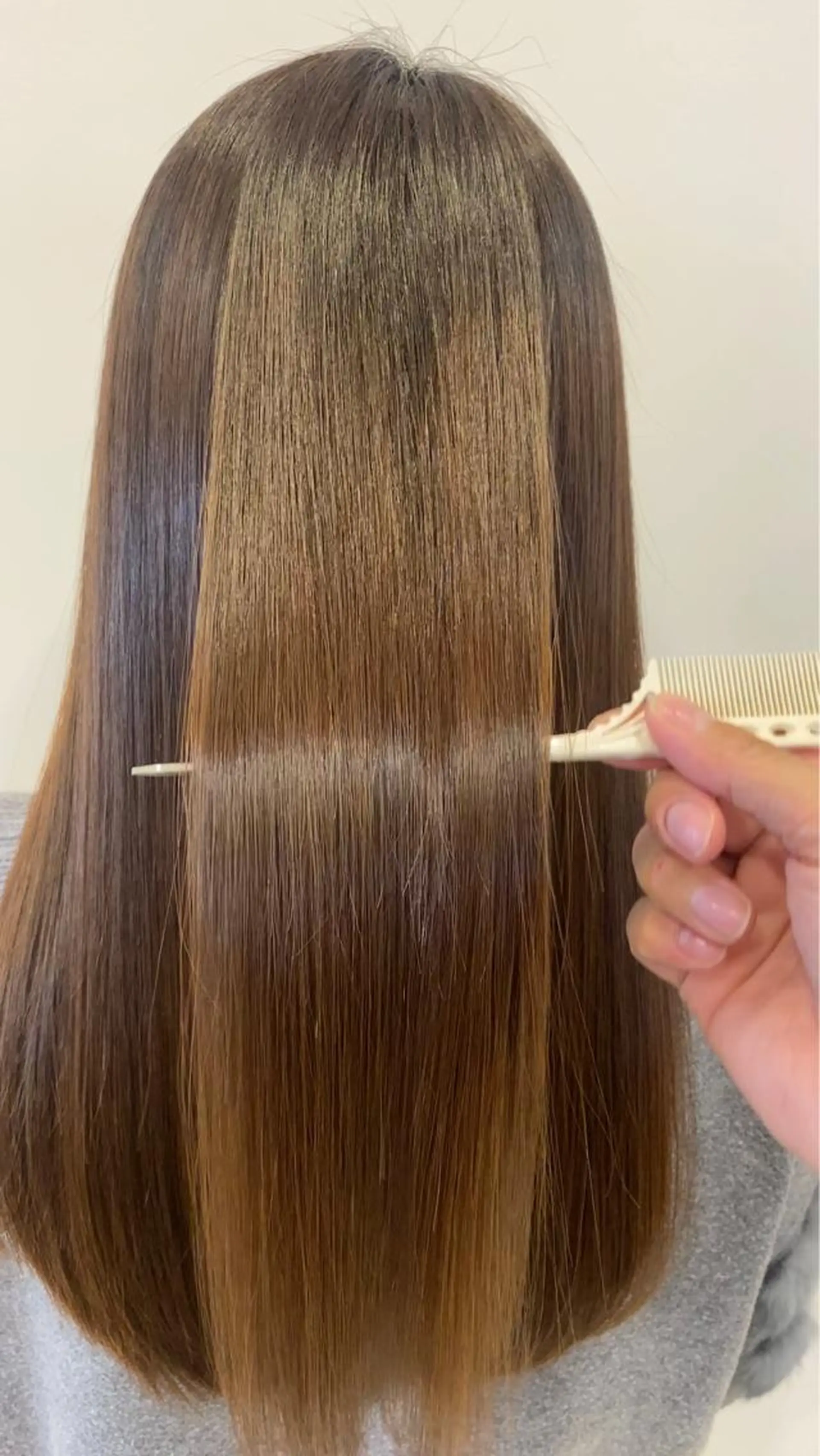 ロング カラー アクアカラー 髪質改善 トリートメント 藤原 克宏のヘアスタイル