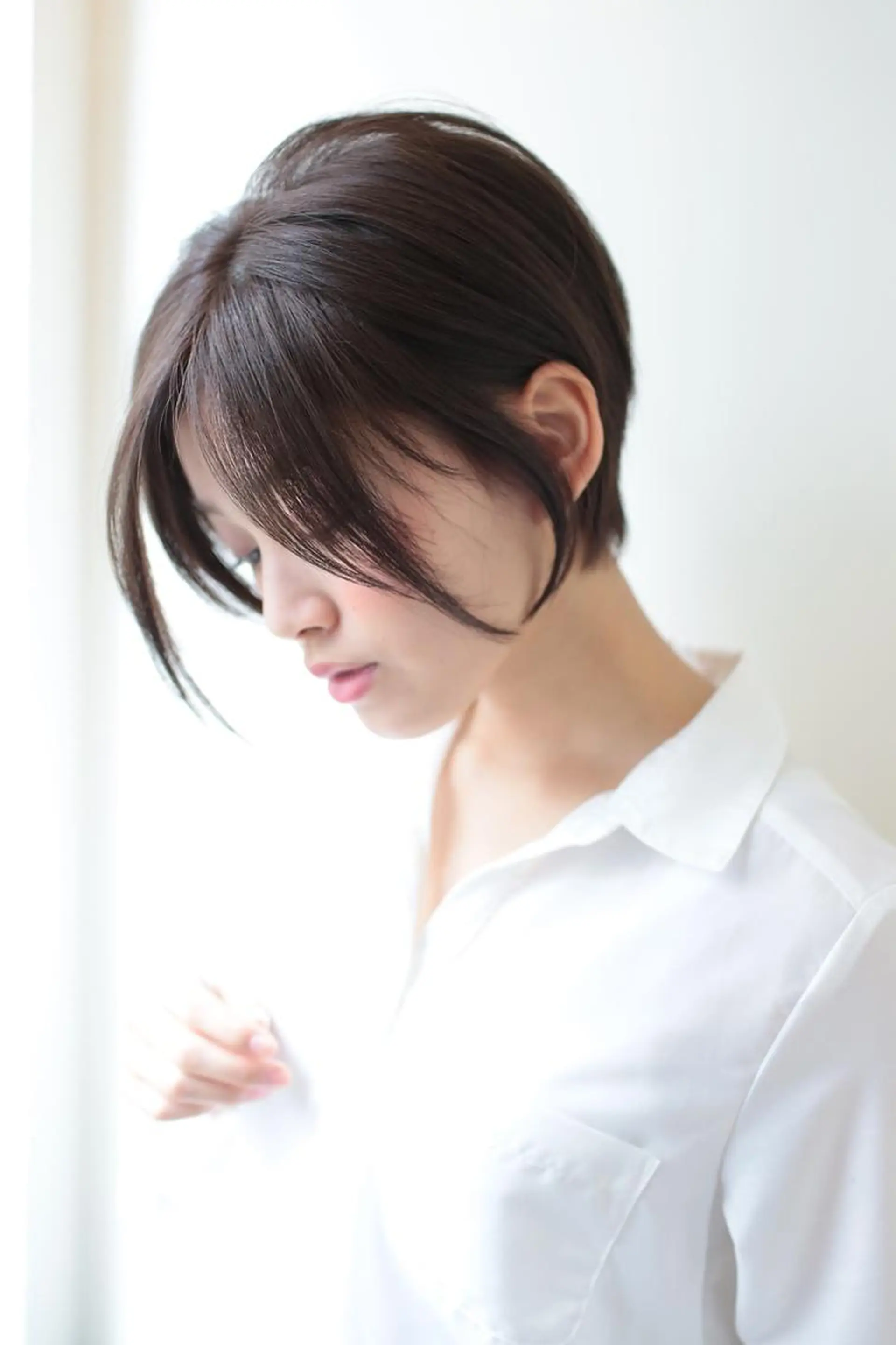 ショート linda by neoliveのヘアスタイル