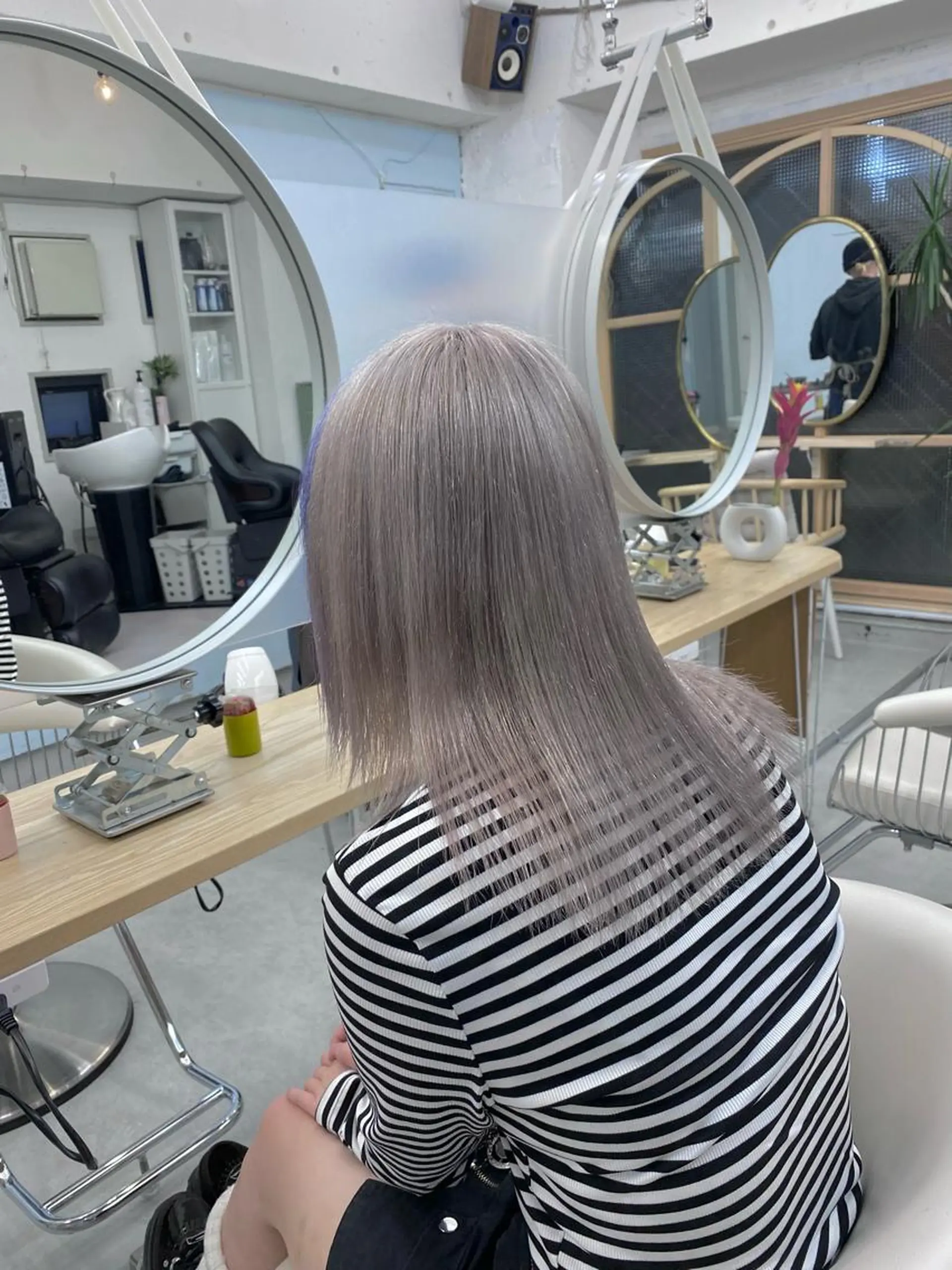 ロング カラー メンズ ケアブリーチ/ツヤ髪 /ハイトーン/西村のヘアスタイル