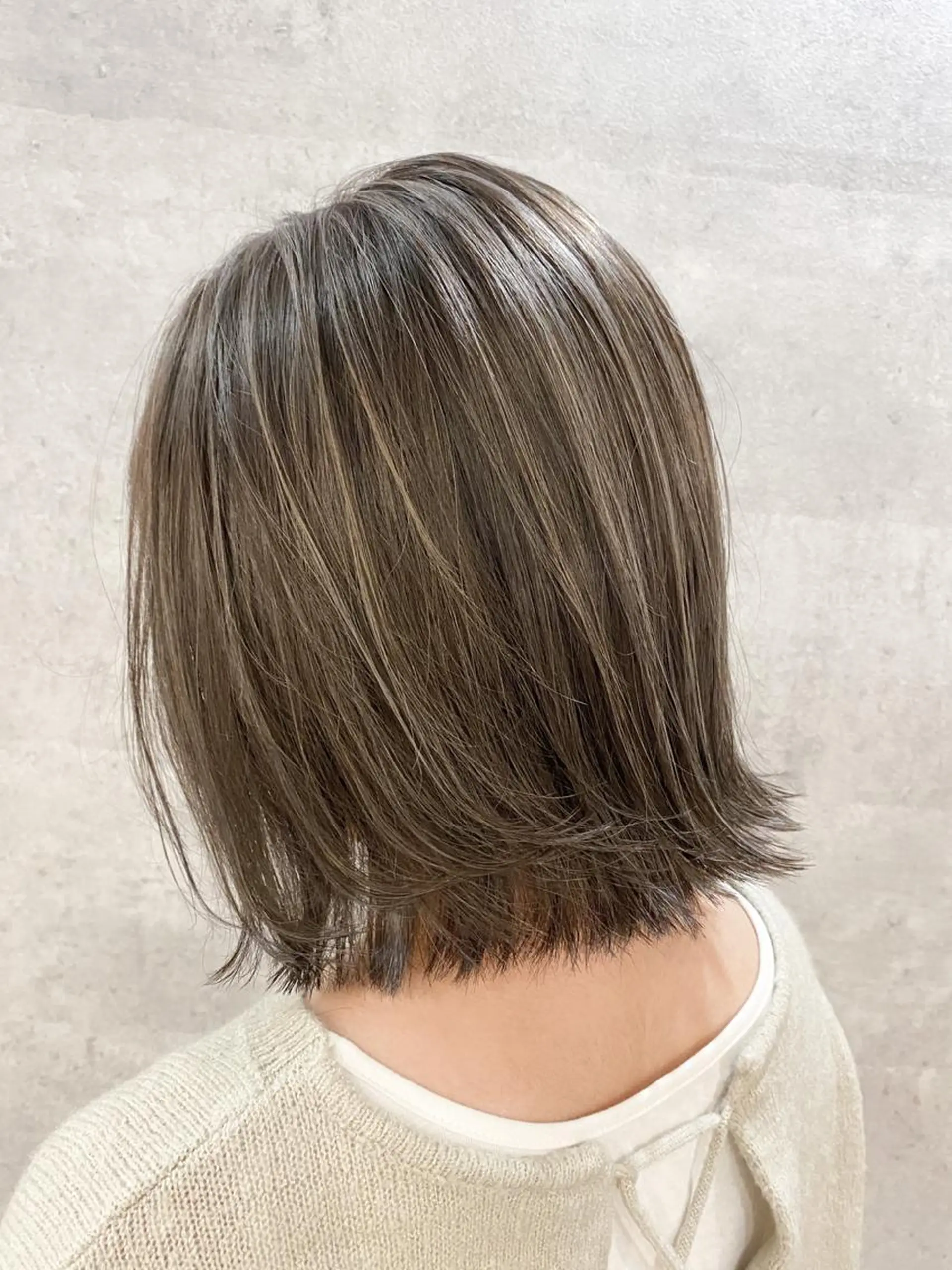 ミディアム ハイライト カット ヘアカラー トリートメント Bear(ベア)所属・KYOKO 【Bear】のヘアスタイル