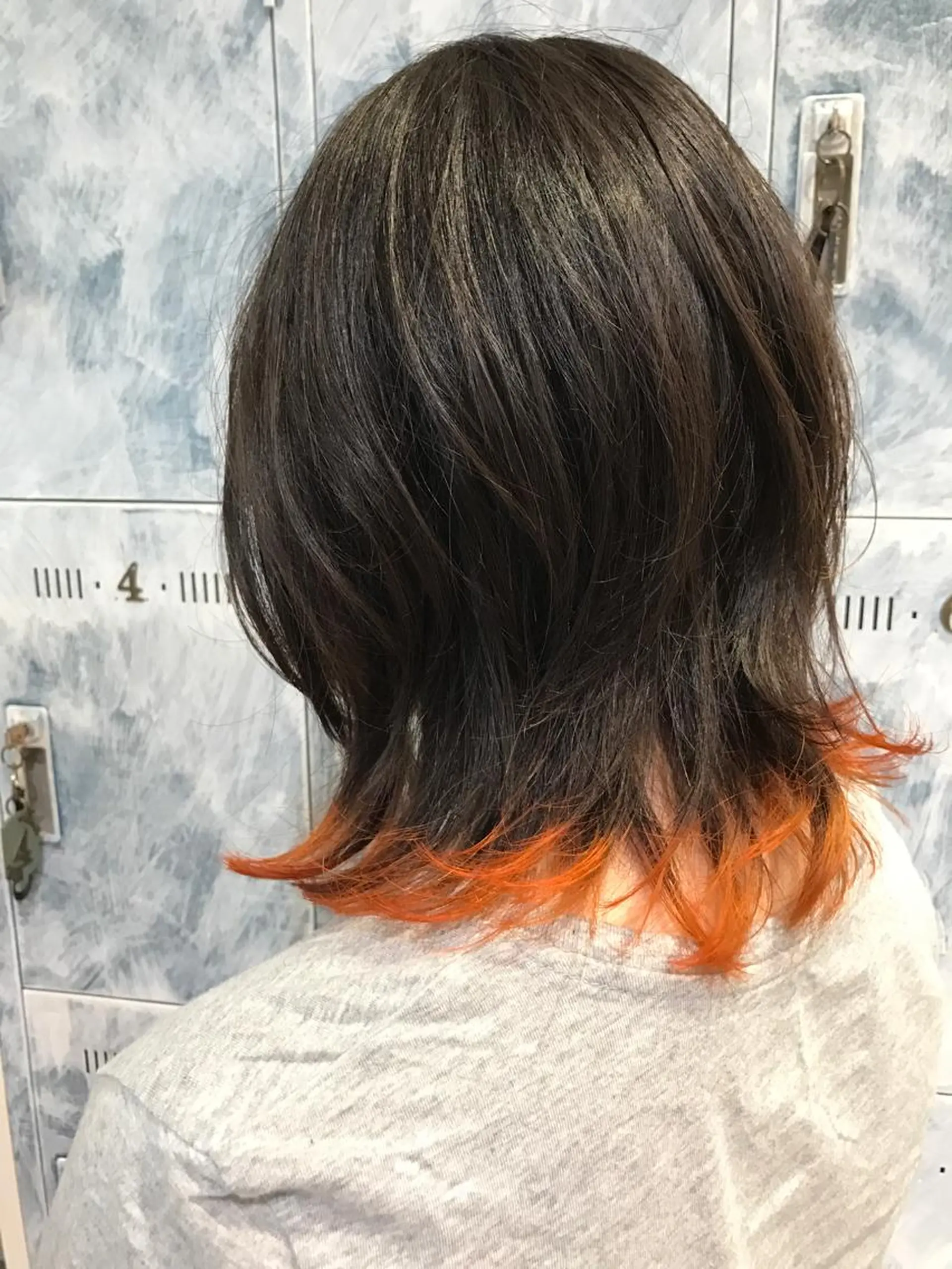 ミディアム カラー オレンジ 松本 明日可のヘアスタイル