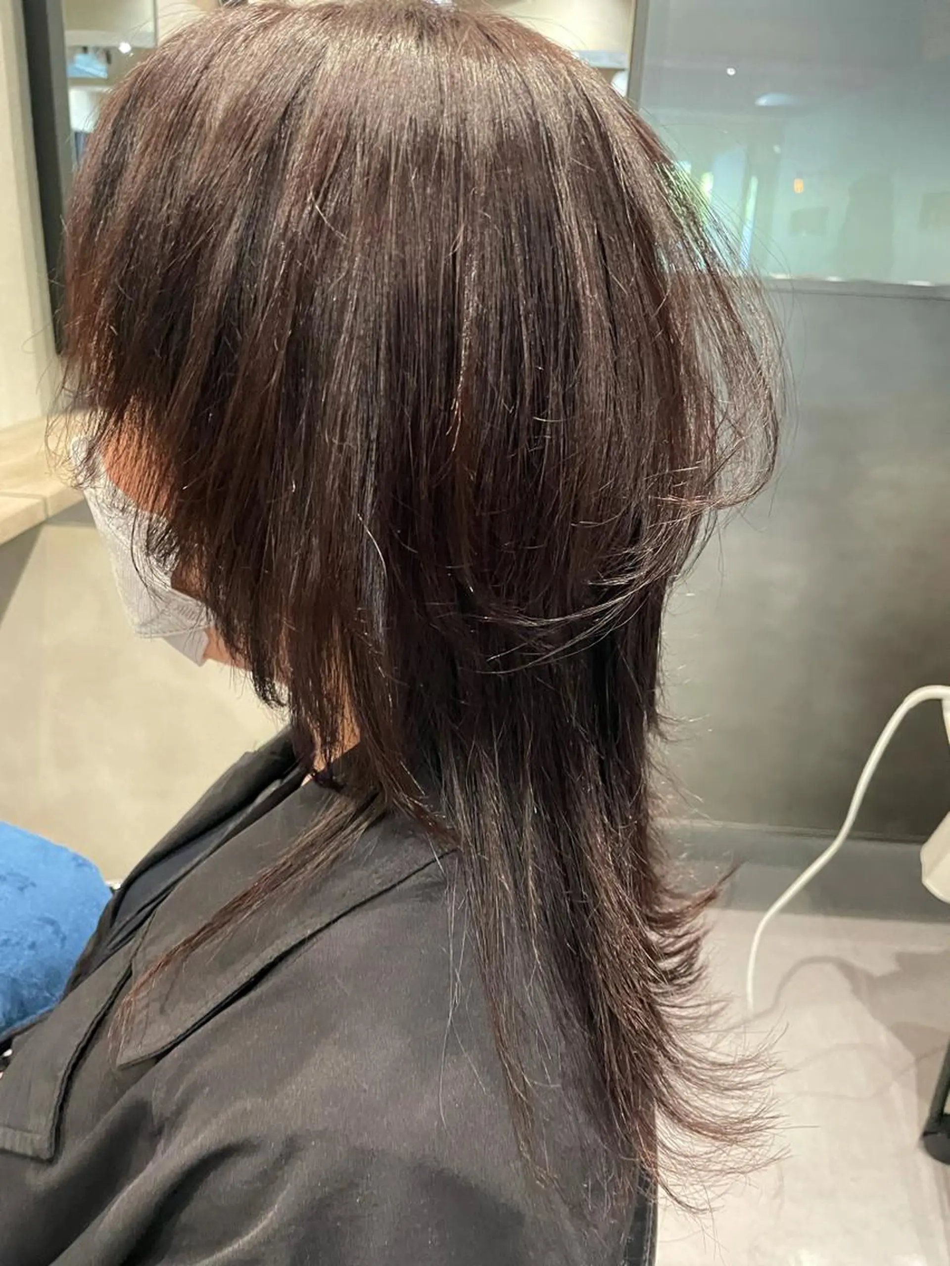 ロング ウルフカット qulim【クリム】 /ハイトーン/海音のヘアスタイル