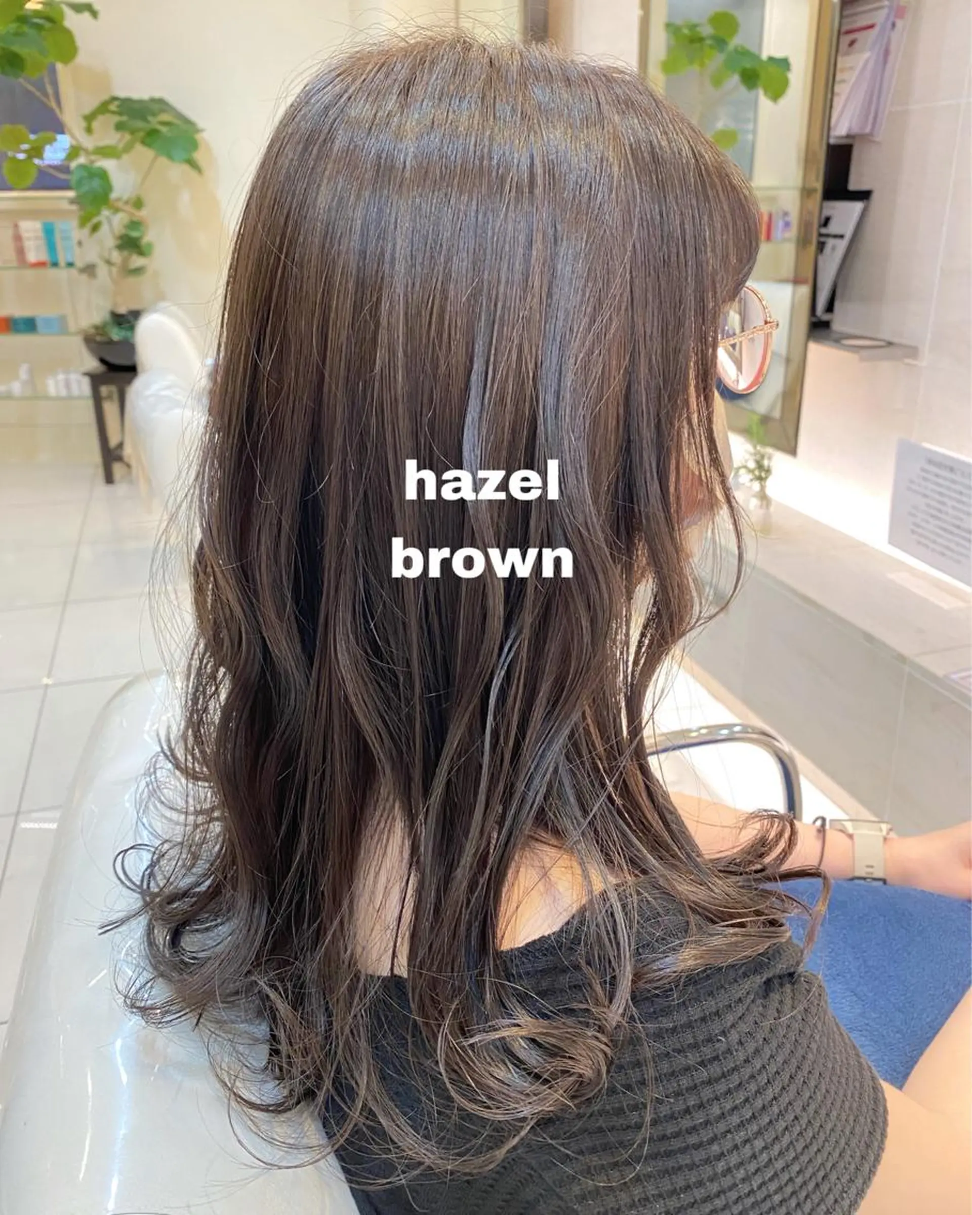 セミロング ヒラカホ/ ブリーチ/似合わせのヘアスタイル