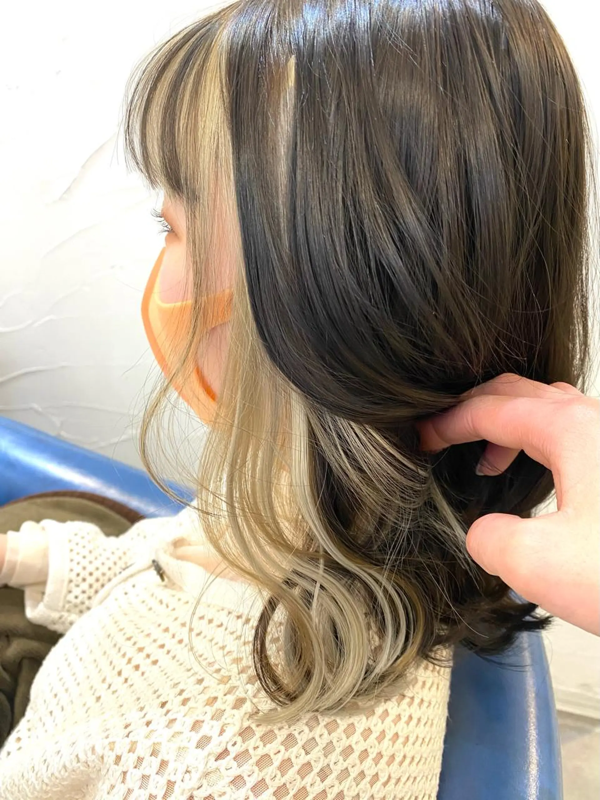 ミディアム カラー エクステ エクステ uros.所属・uros.中目黒 moekaのヘアスタイル