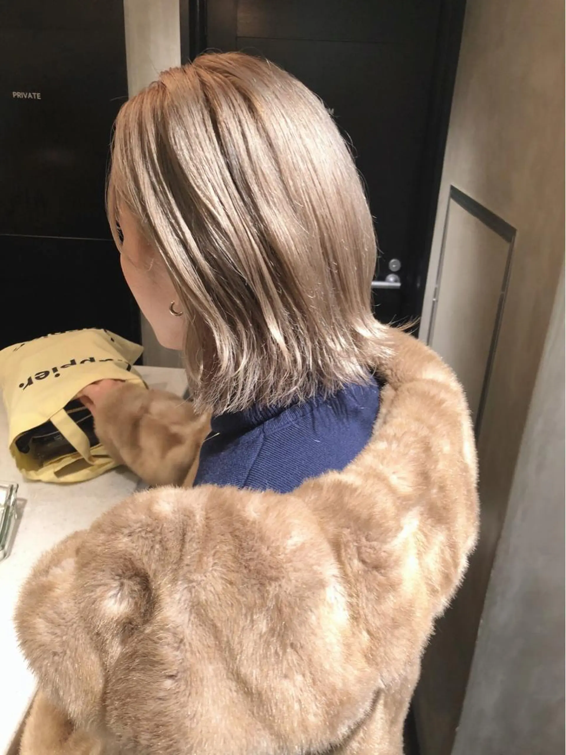 ミディアム カラー ベージュカラー ヘアカラー トリートメント 大西 直人のヘアスタイル