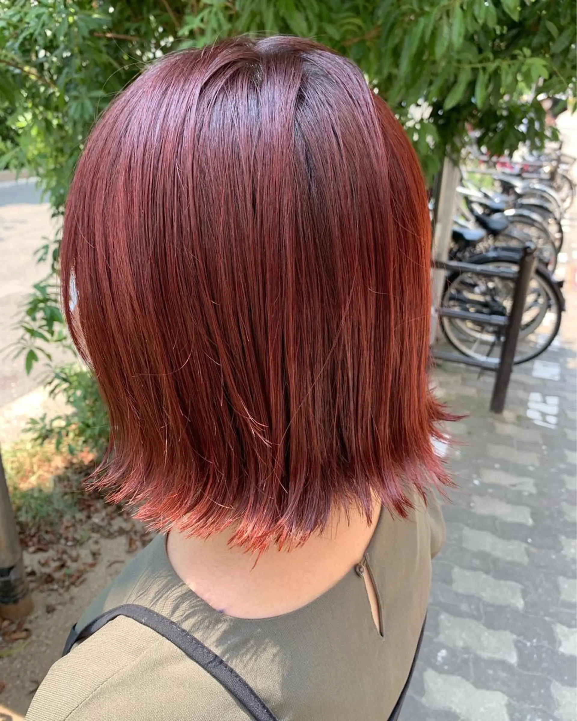 ミディアム カラー 片平 帆香のヘアスタイル