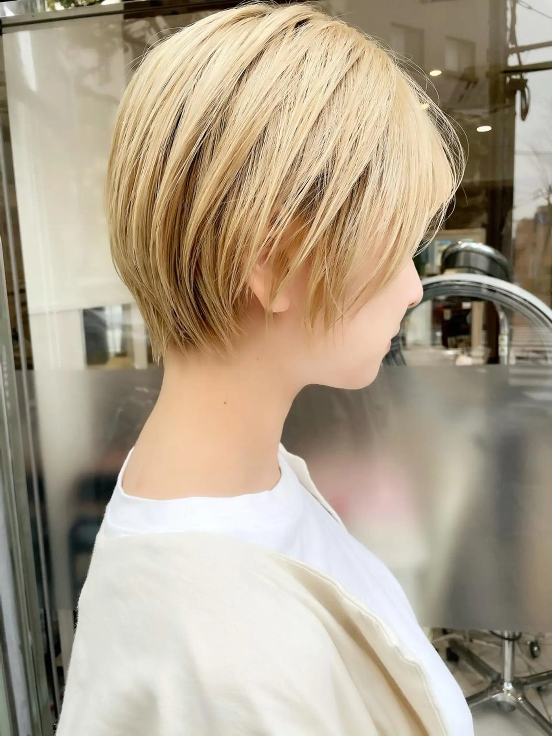 ショート 三鷹で1番ショート ボブをカットする新谷のヘアスタイル