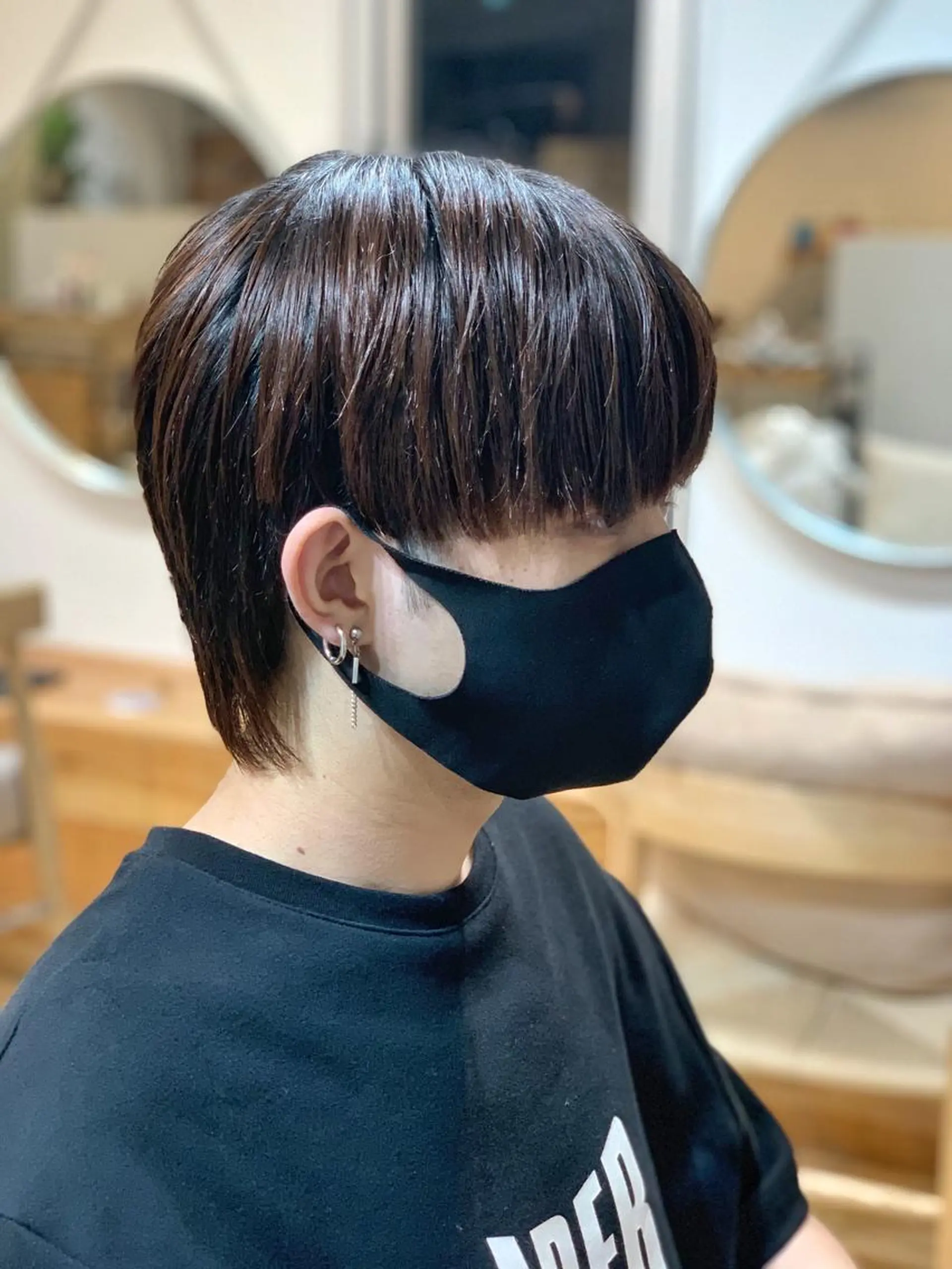 ミディアム メンズ メンズ韓国風 韓国マッシュ マッシュウルフ マッシュ メンズウルフカット カット ヘアセット メンズStylist 山根慧のヘアスタイル