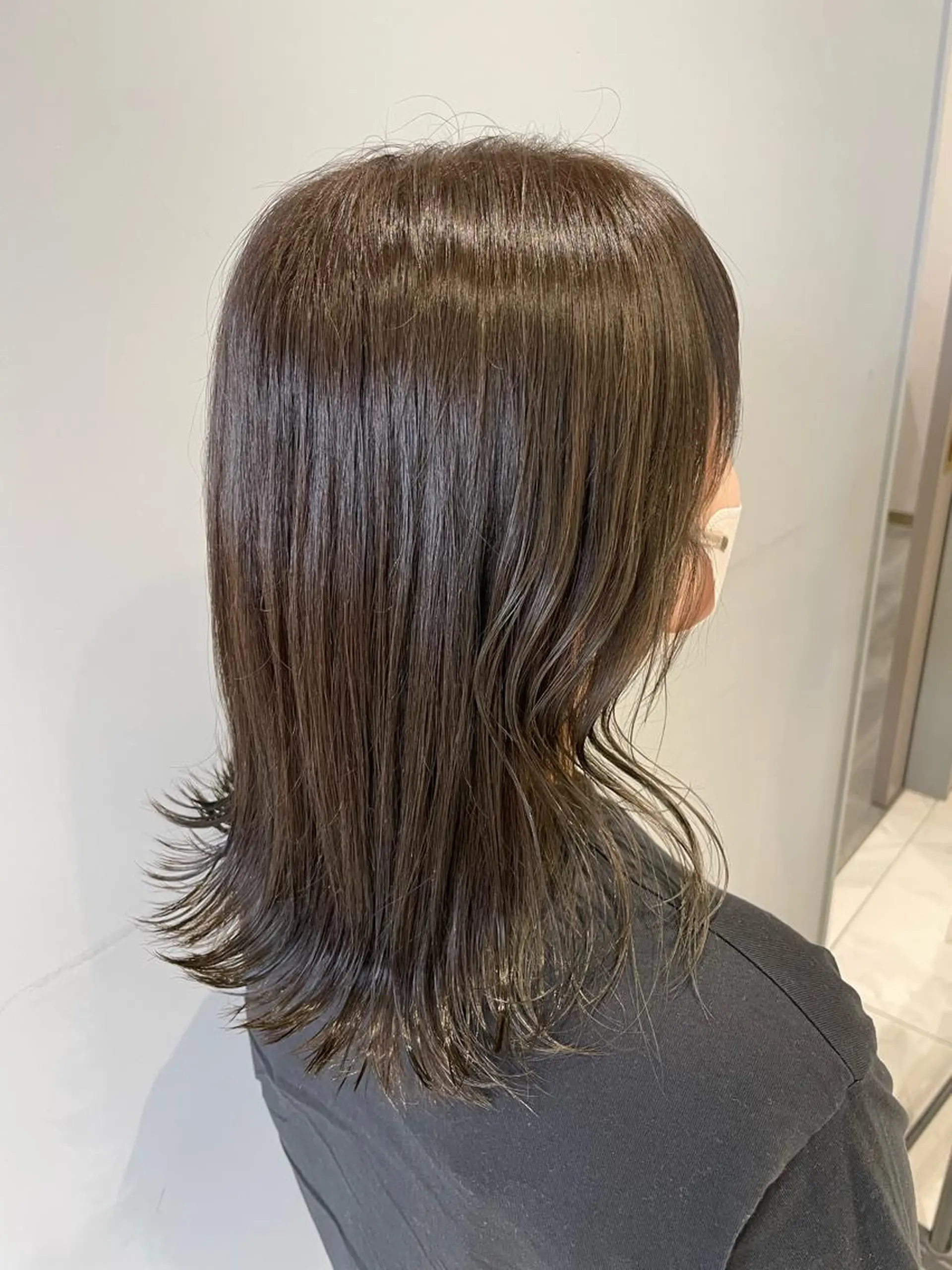 ミディアム 吉原 愛美のヘアスタイル