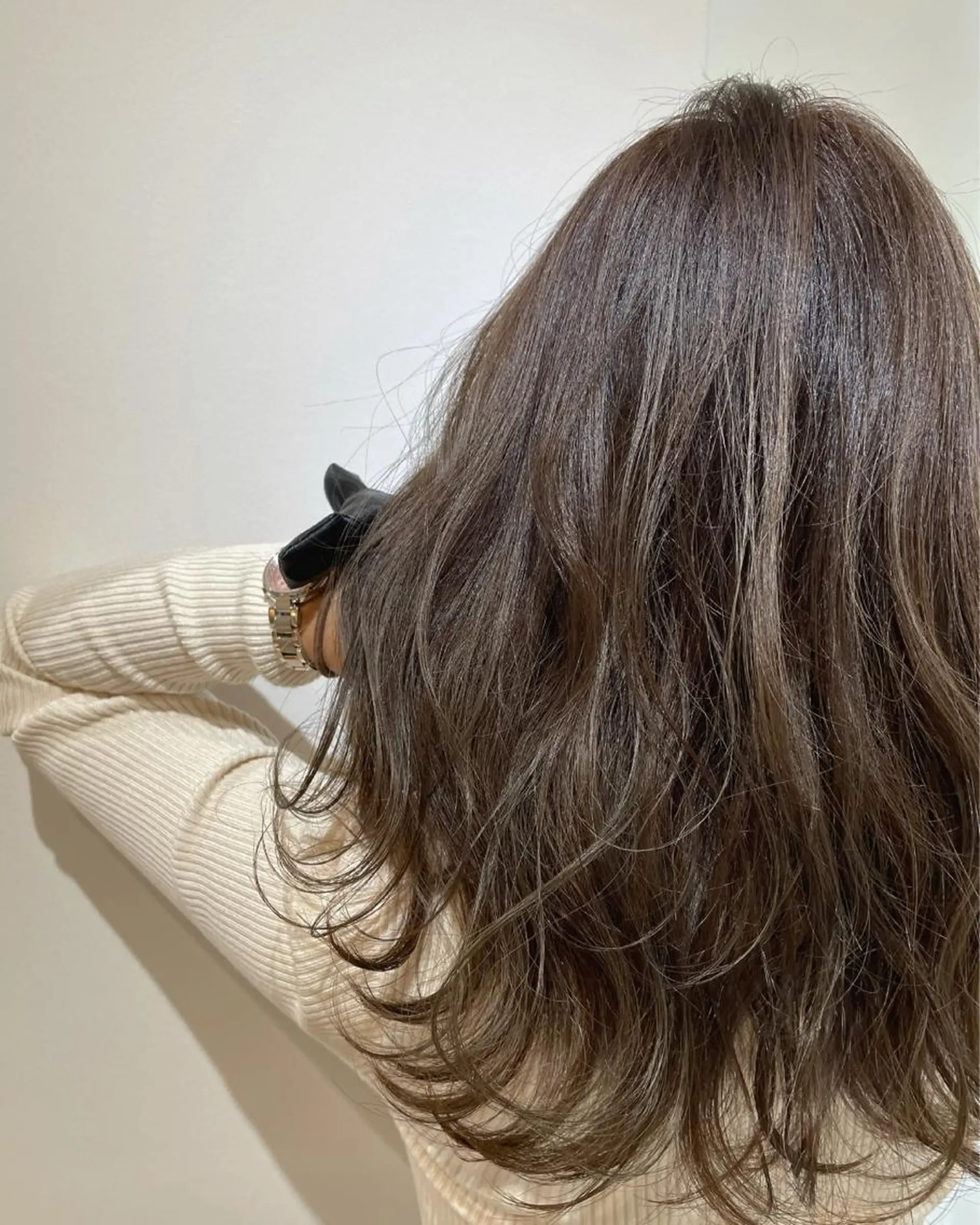 ミディアム ハイライト カット ヘアカラー トリートメント ヘッドスパ 過去一の柔髪ヘア 🌿einshairのヘアスタイル