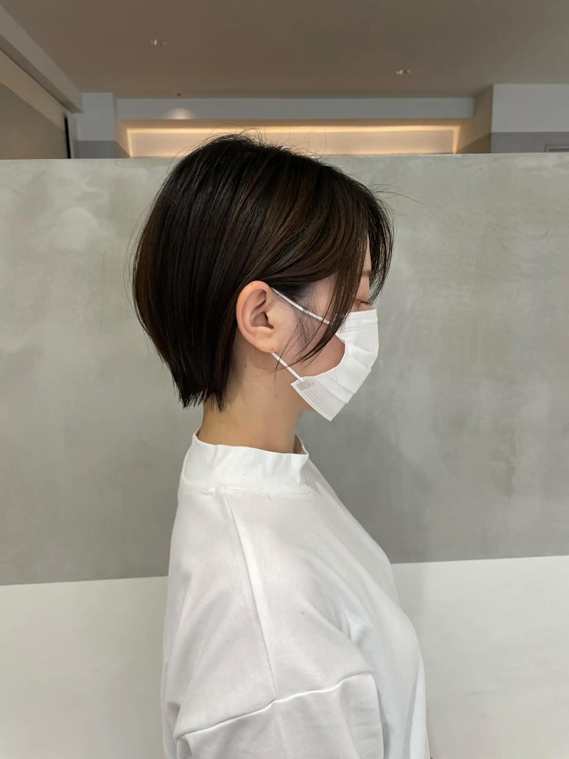 ショート オリーブ カラー✨有坂映哉のヘアスタイル