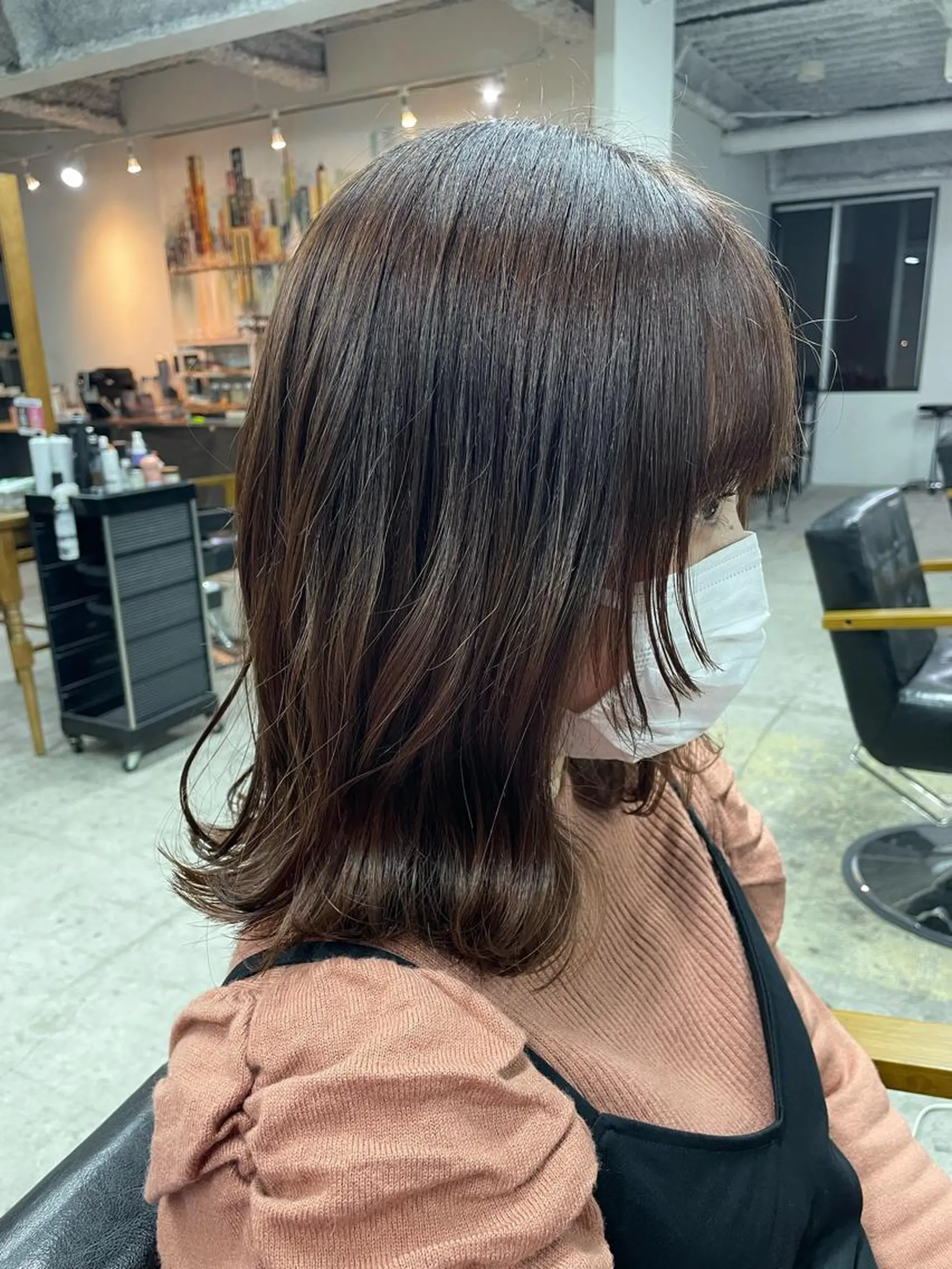 ミディアム 顔まわりレイヤー 顔周りカット 韓国風ヘア レイヤーカット 林 真那のヘアスタイル