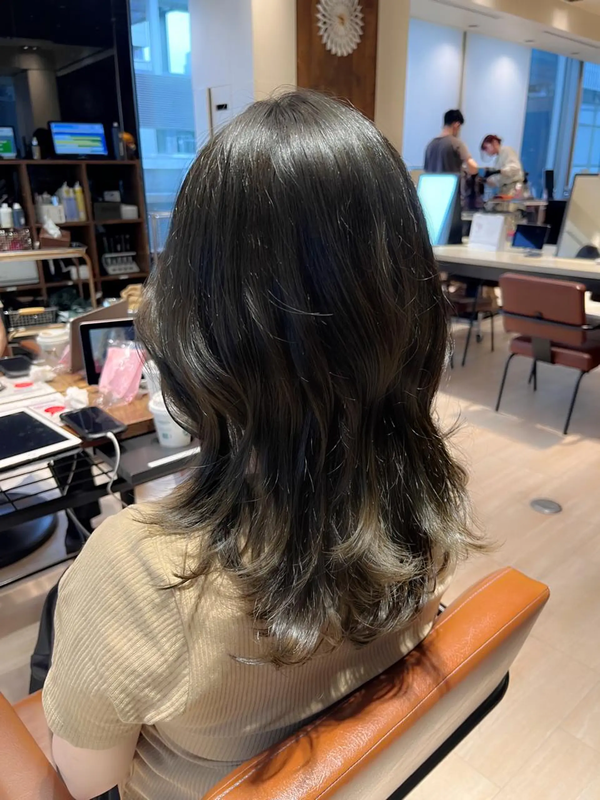 ロング カラー カット トリートメント 赤羽今日子/レイヤー /盛れる顔まわりのヘアスタイル