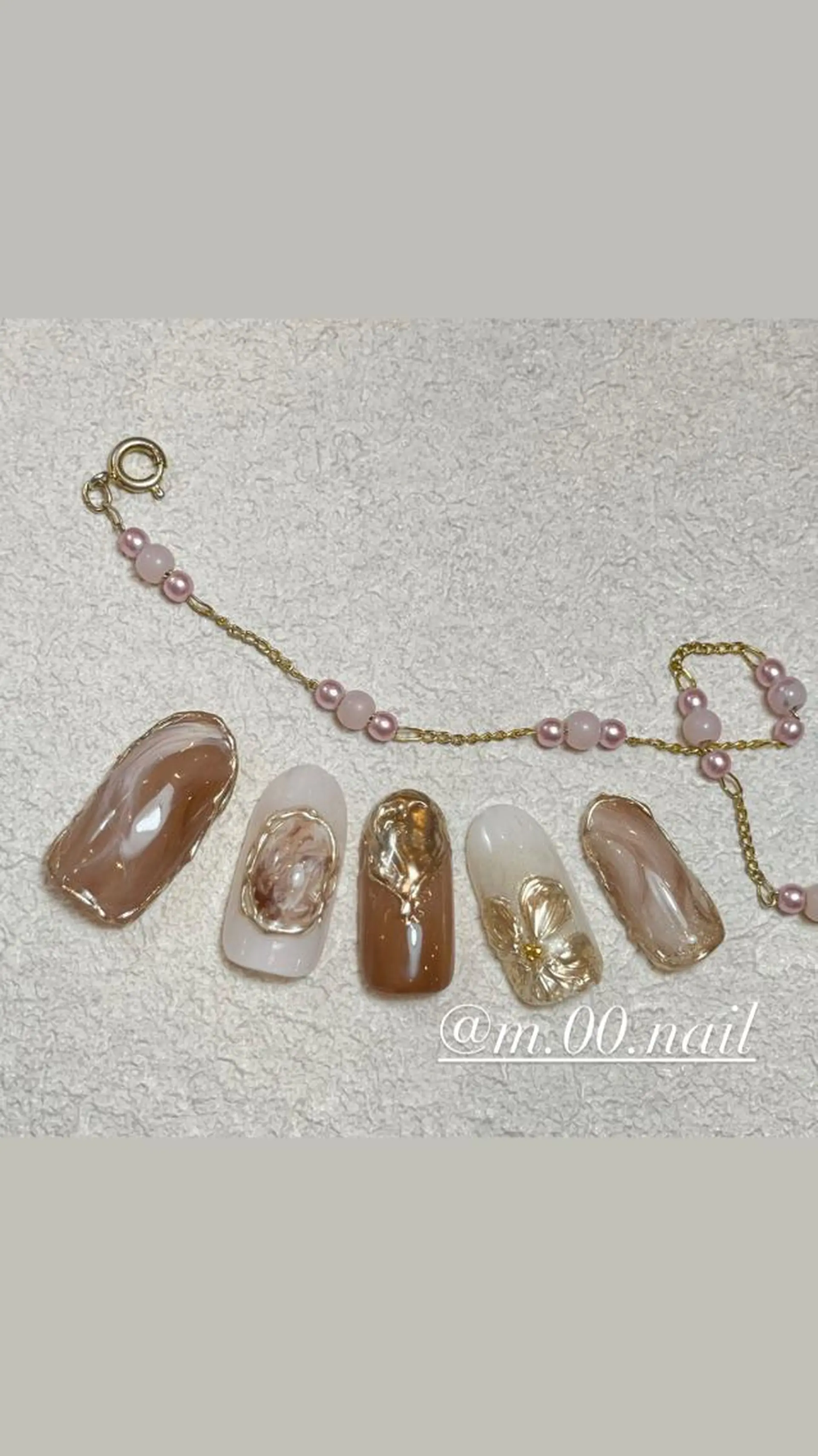 ネイル LA LUNA misaの眉毛・アイブロウイメージ