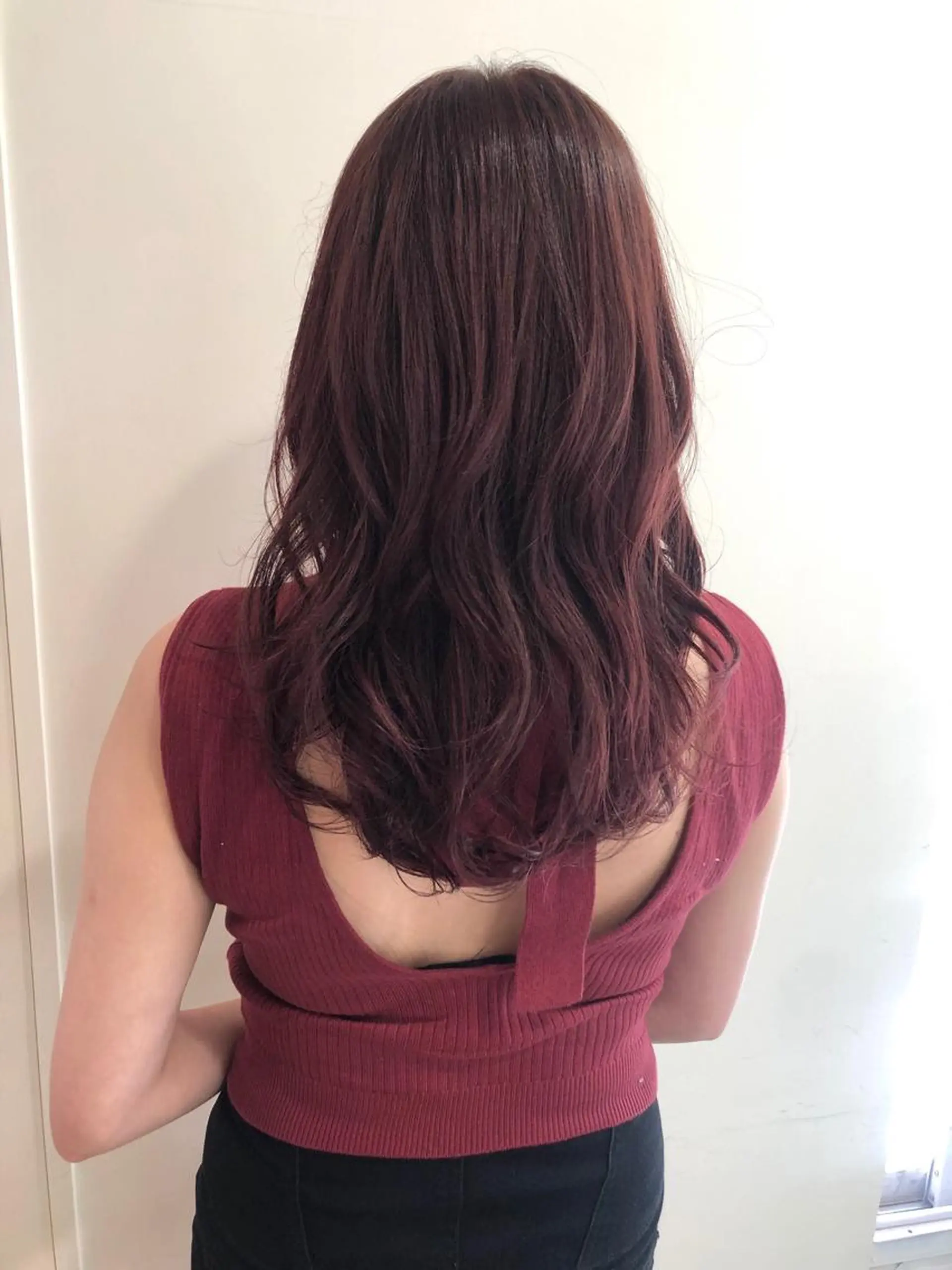 セミロング カラー カット ヘアカラー トリートメント MIOベージュカラー 柔らかいカラーのヘアスタイル